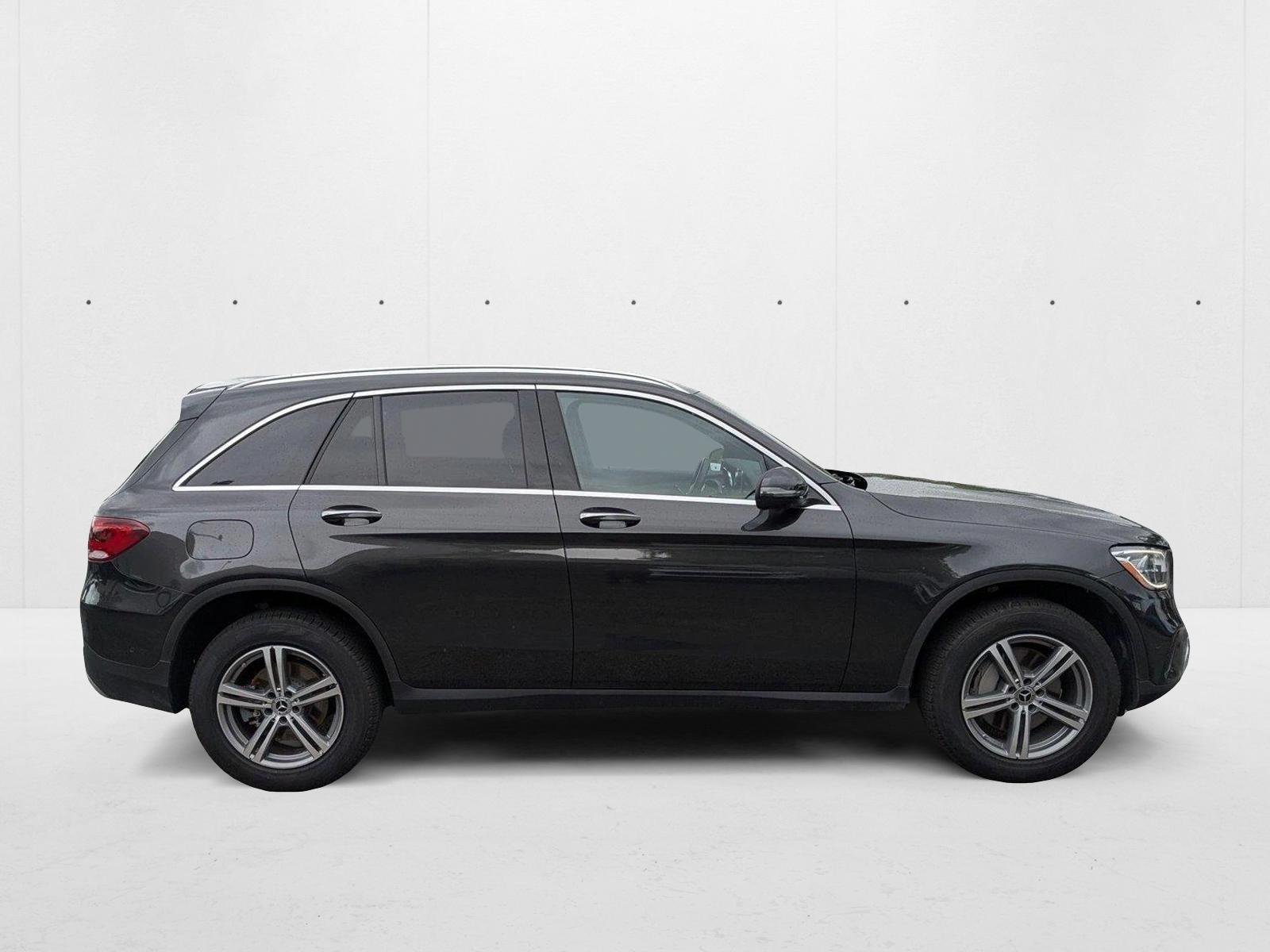 2022 Mercedes Benz GLC 300 4MATIC photo 4