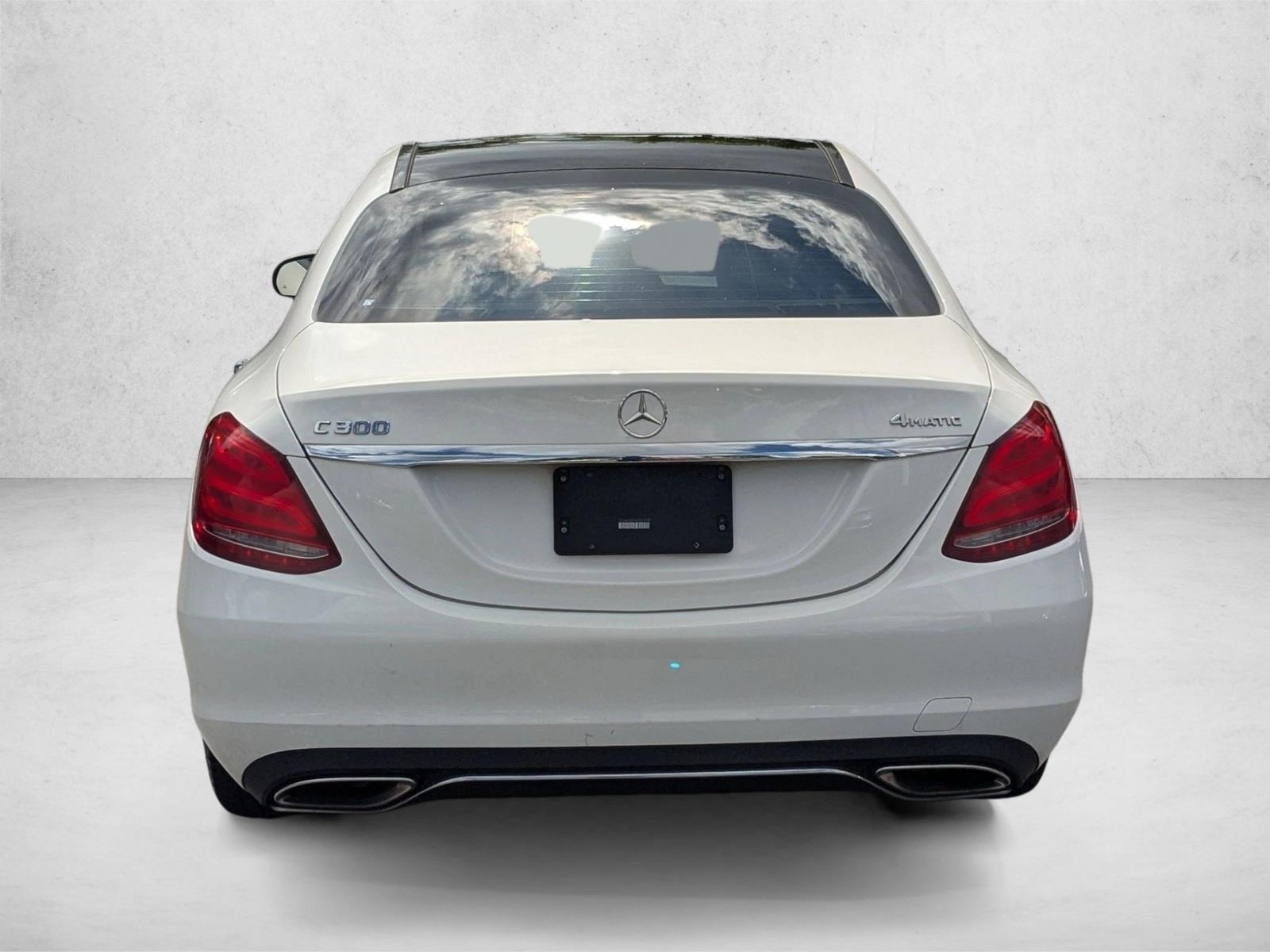 2018 Mercedes Benz C 300 4MATIC photo 4
