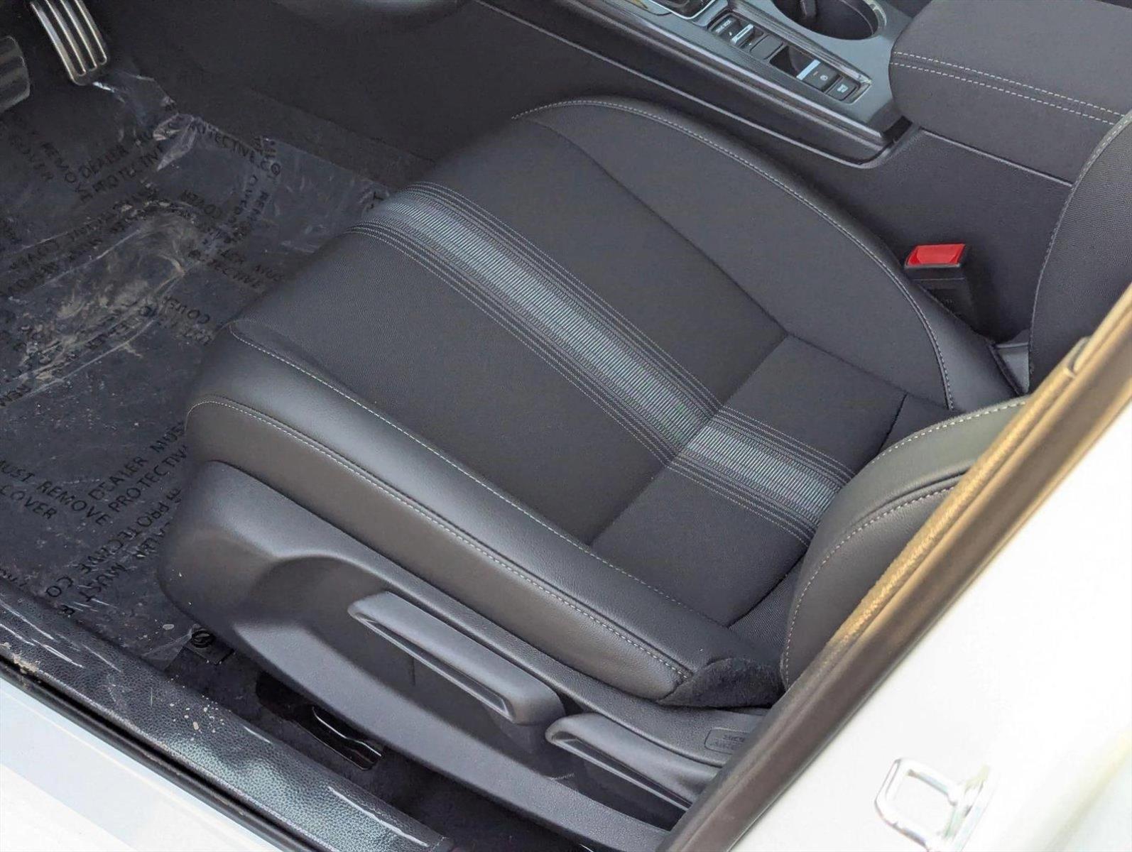 2025 Honda Civic Hybrid Sport photo 4