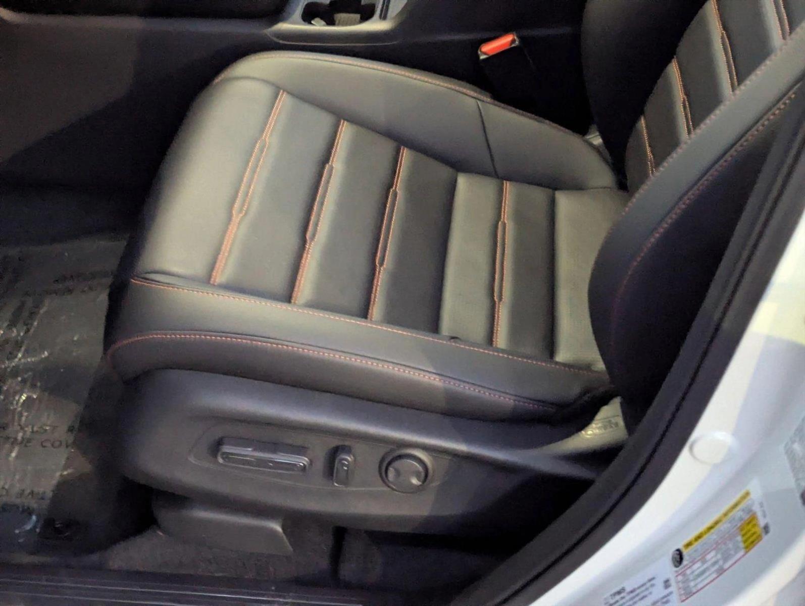 2026 Honda CR-V Hybrid Sport-L photo 2