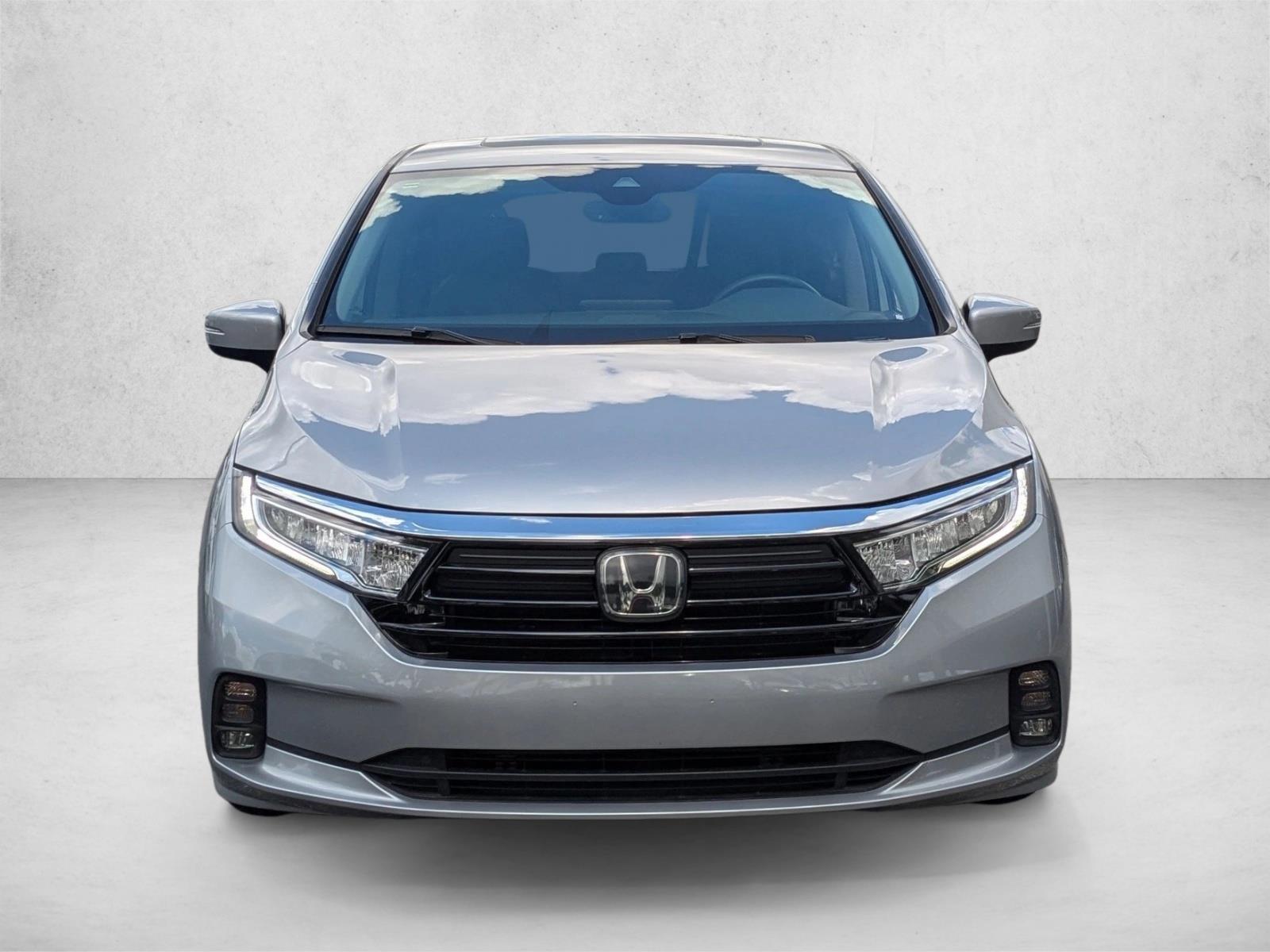 2023 Honda Odyssey EX-L photo 2