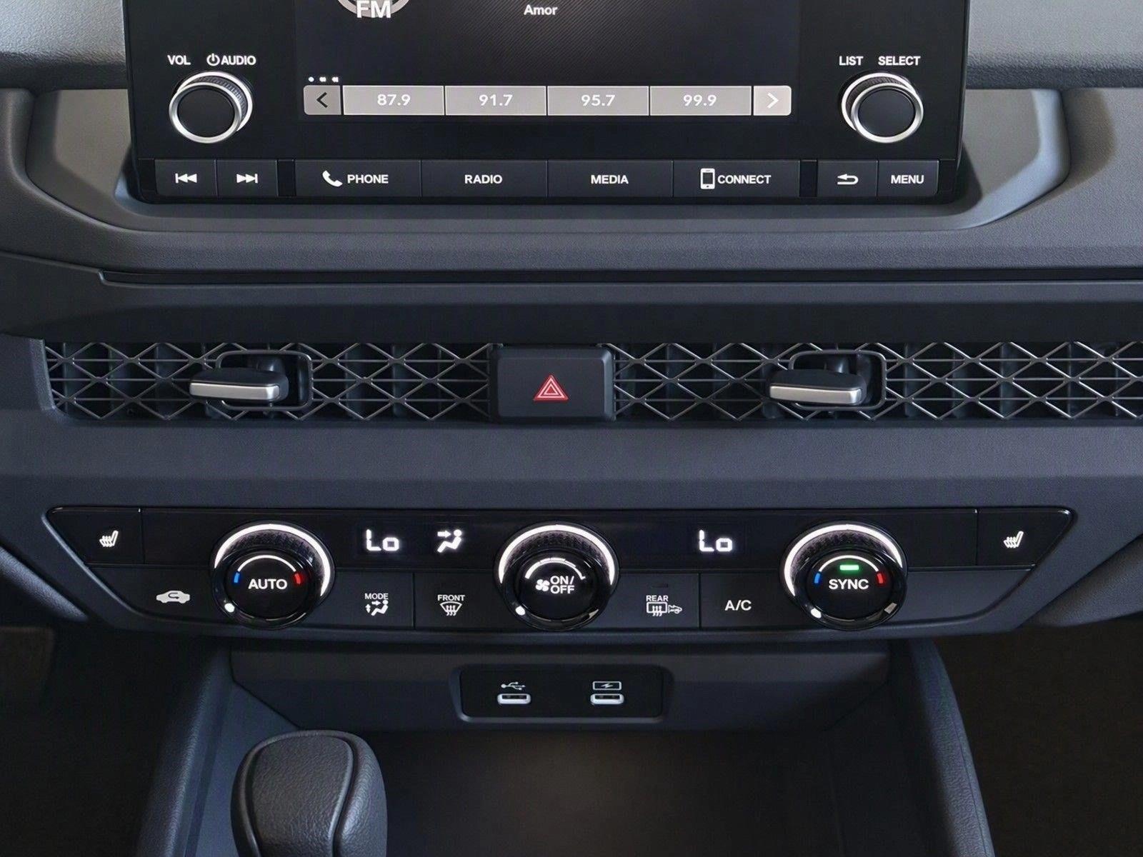 2025 Honda Accord SE - Photo 19