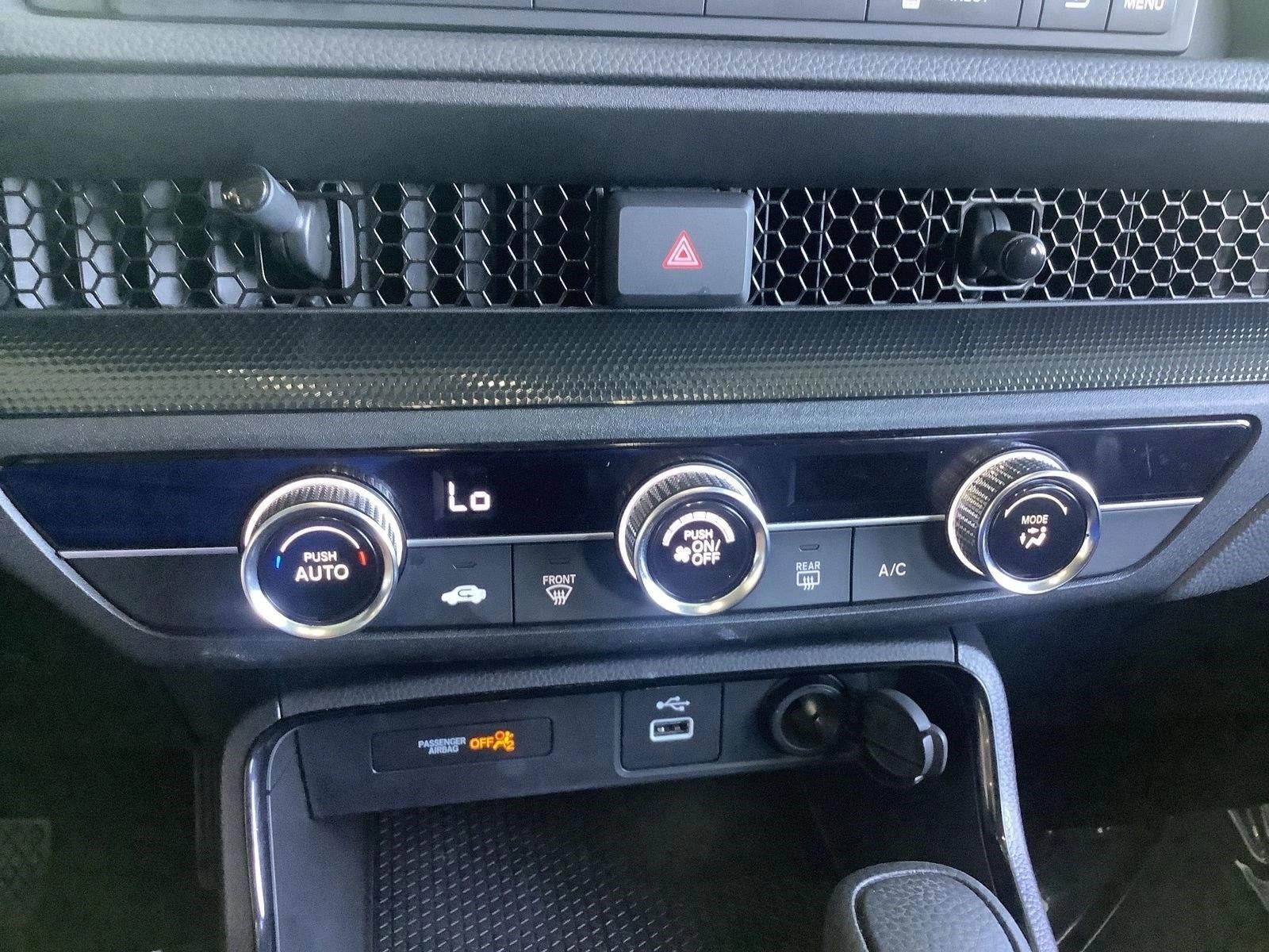2025 Honda CR-V LX - Photo 16
