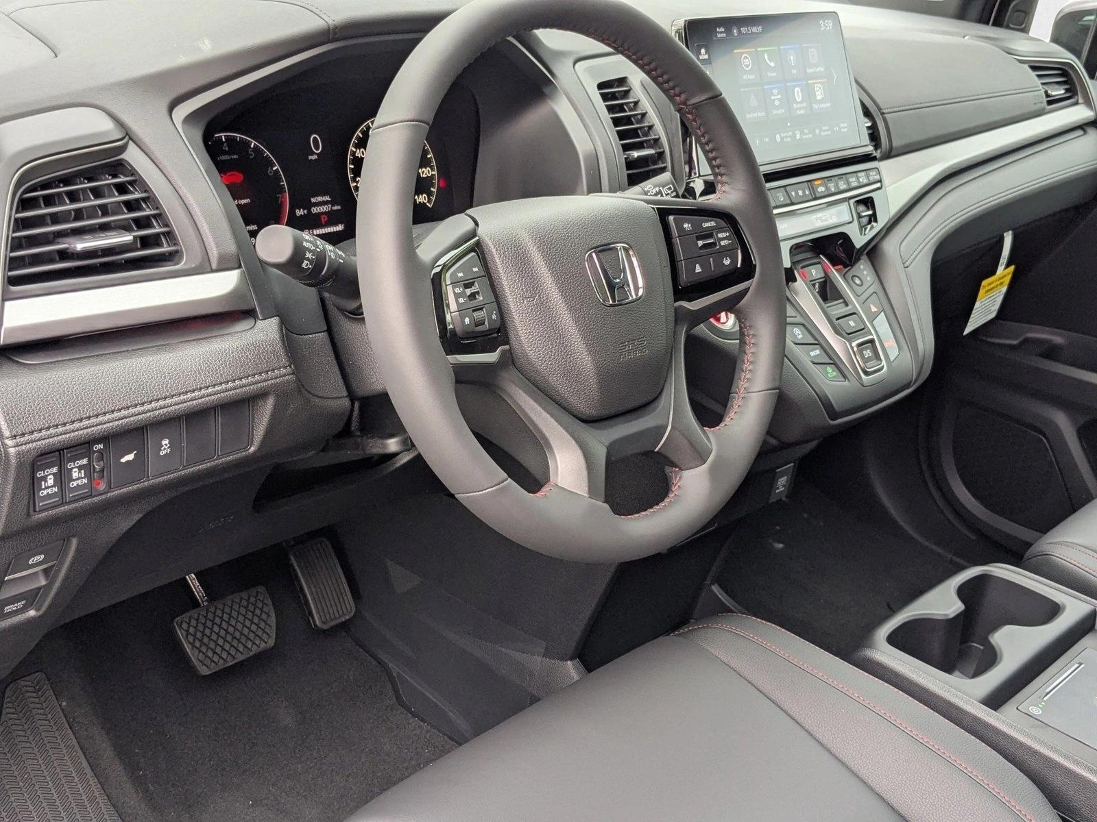 2026 Honda Odyssey photo 3