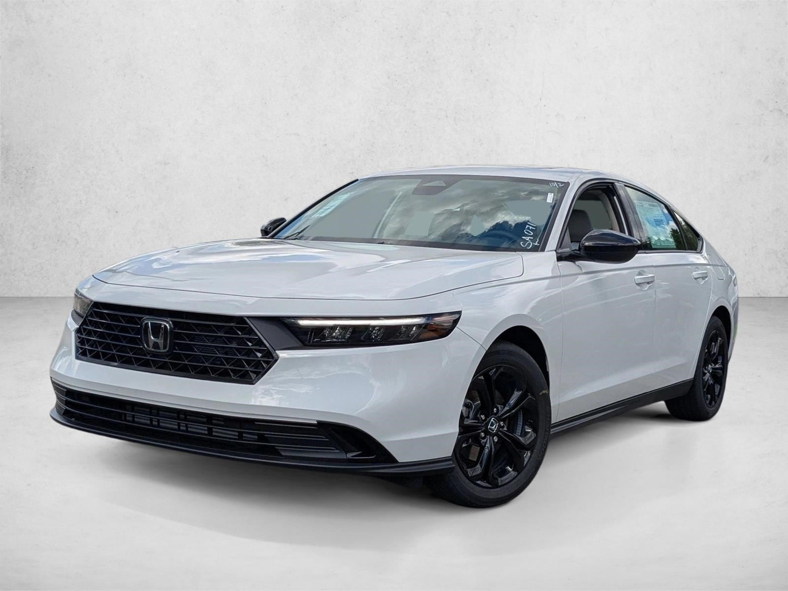 2025 Honda Accord SE's photo