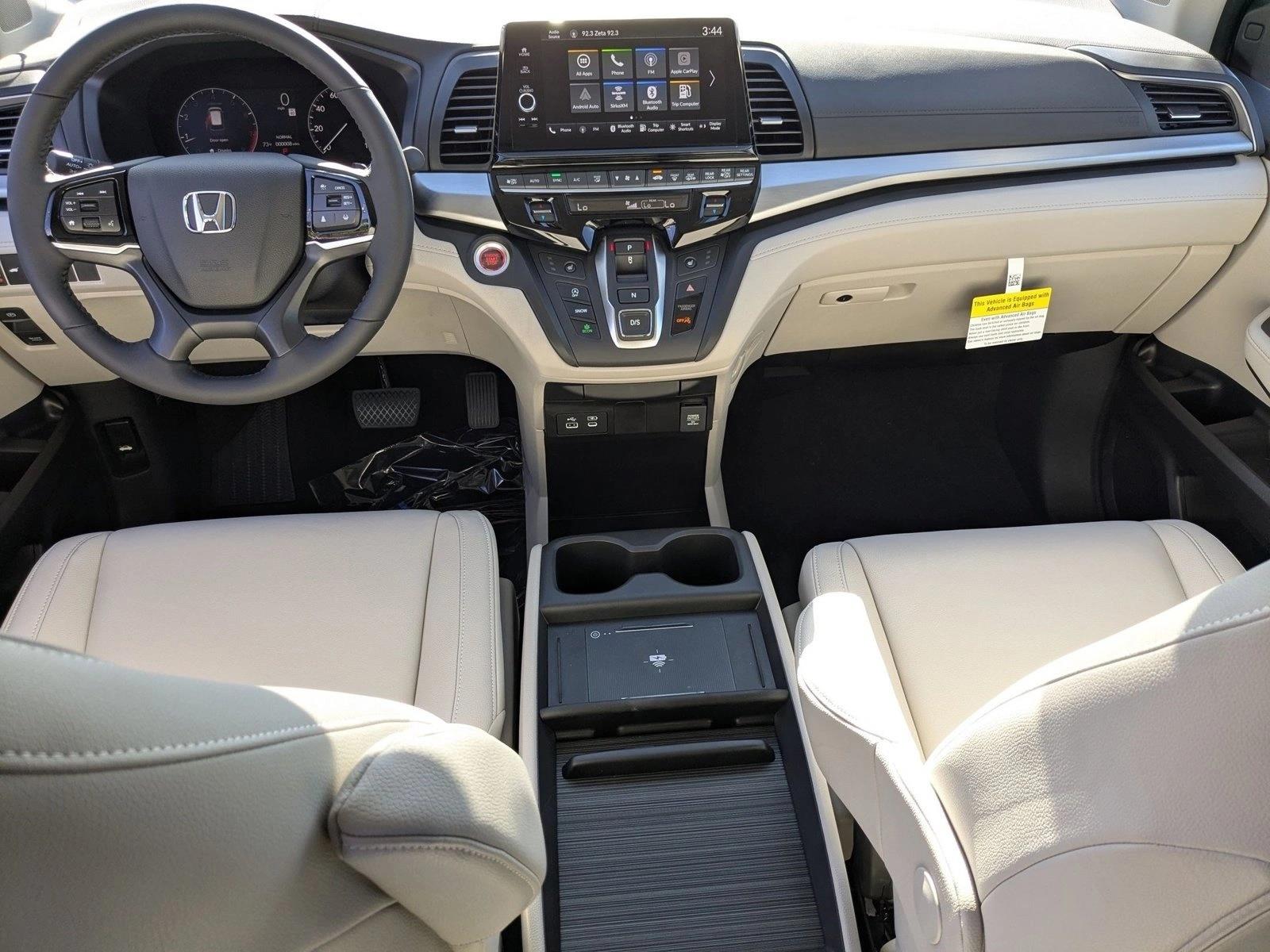 2026 Honda Odyssey EX-L - Photo 13