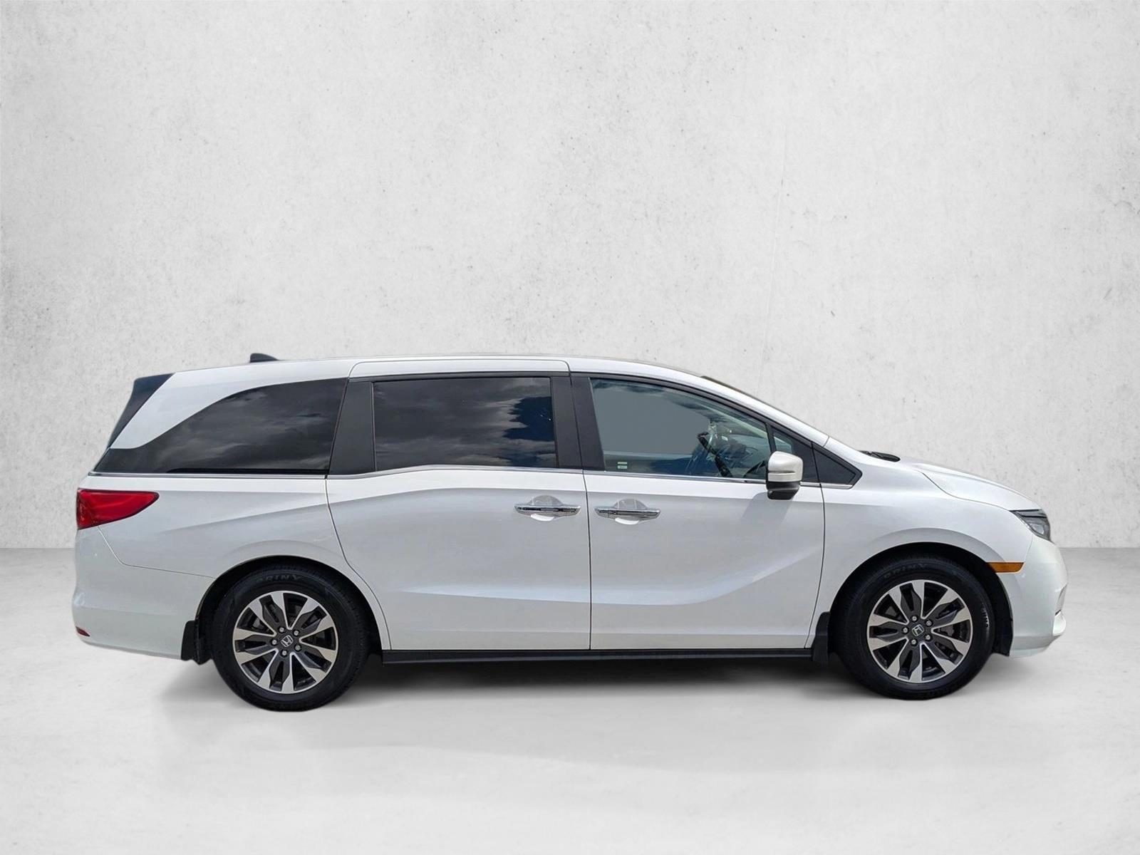2023 Honda Odyssey EX-L photo 4