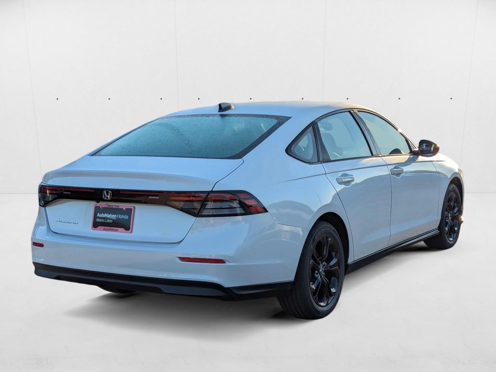 2025 Honda Accord SE photo 2