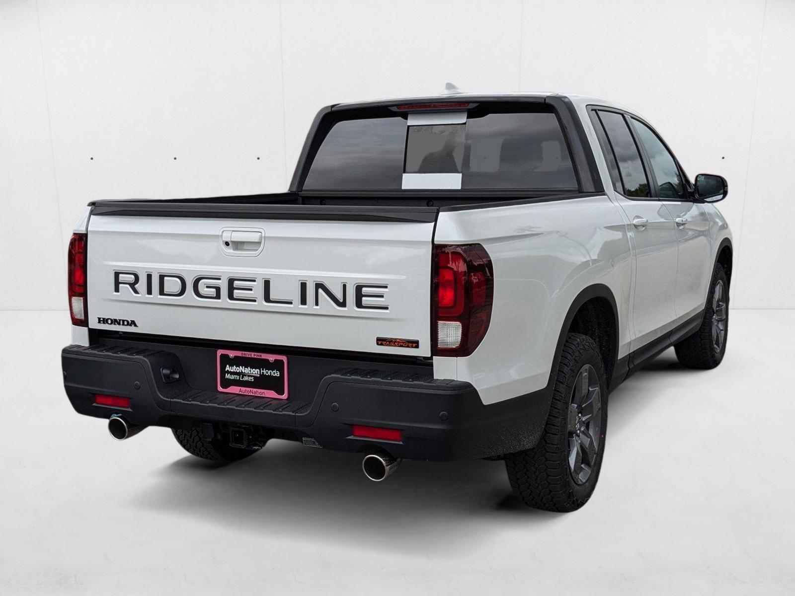 2025 Honda Ridgeline TrailSport photo 2