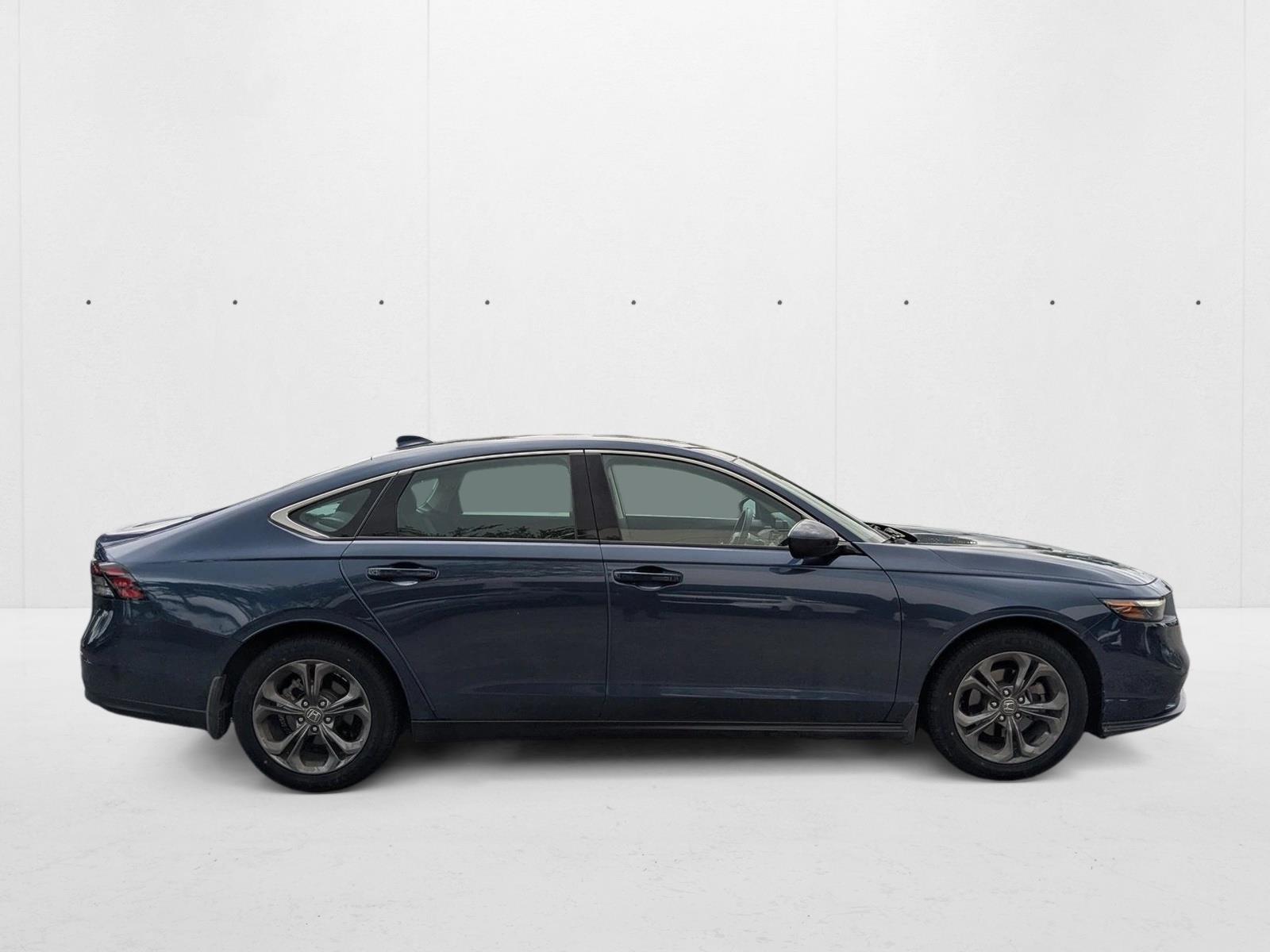 2023 Honda Accord EX photo 2