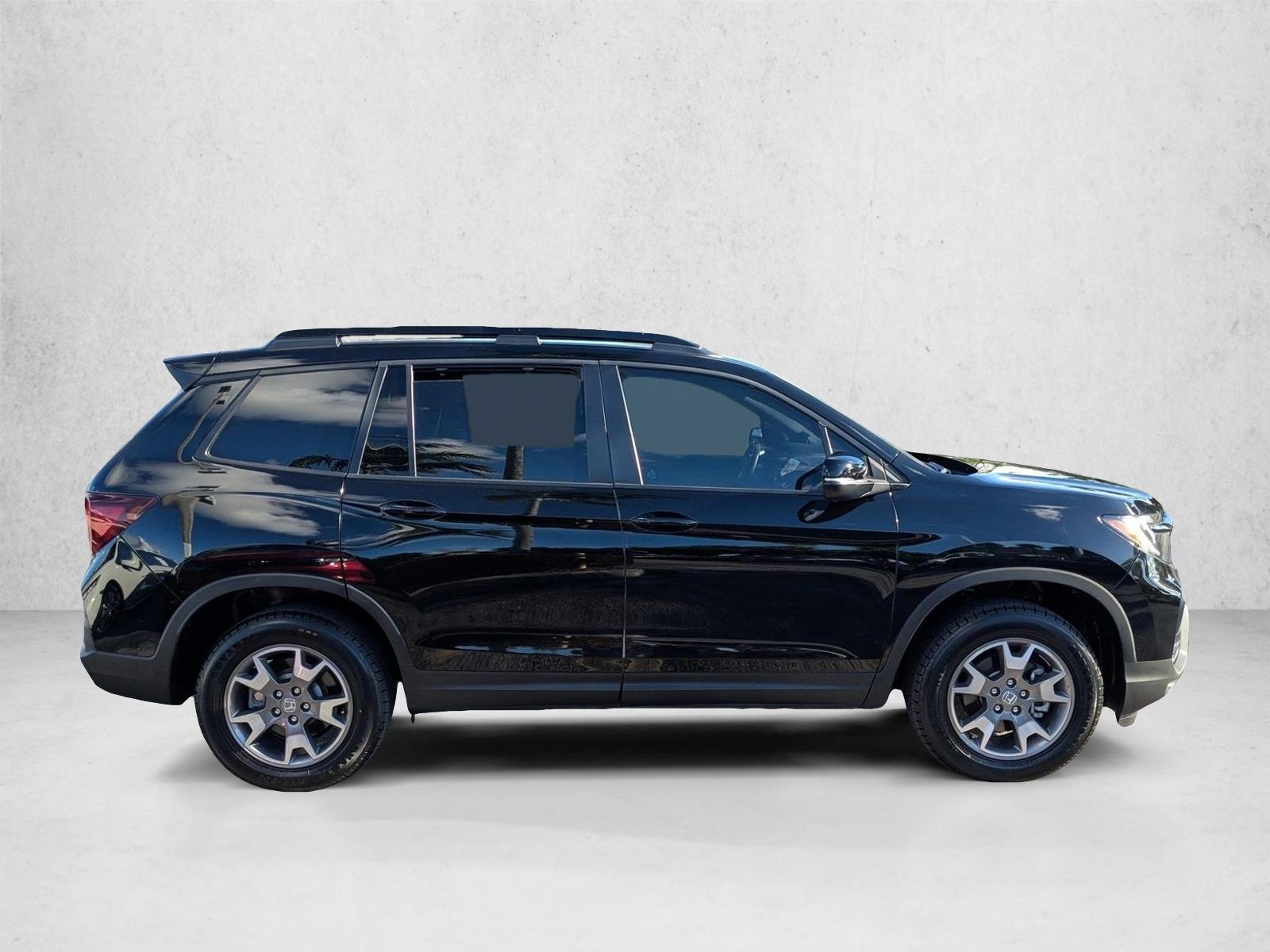 2023 Honda Passport TrailSport photo 4
