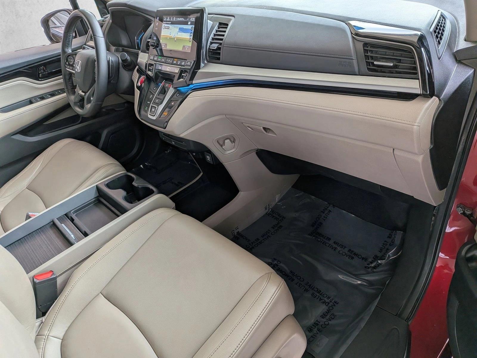 2022 Honda Odyssey Touring - Photo 24