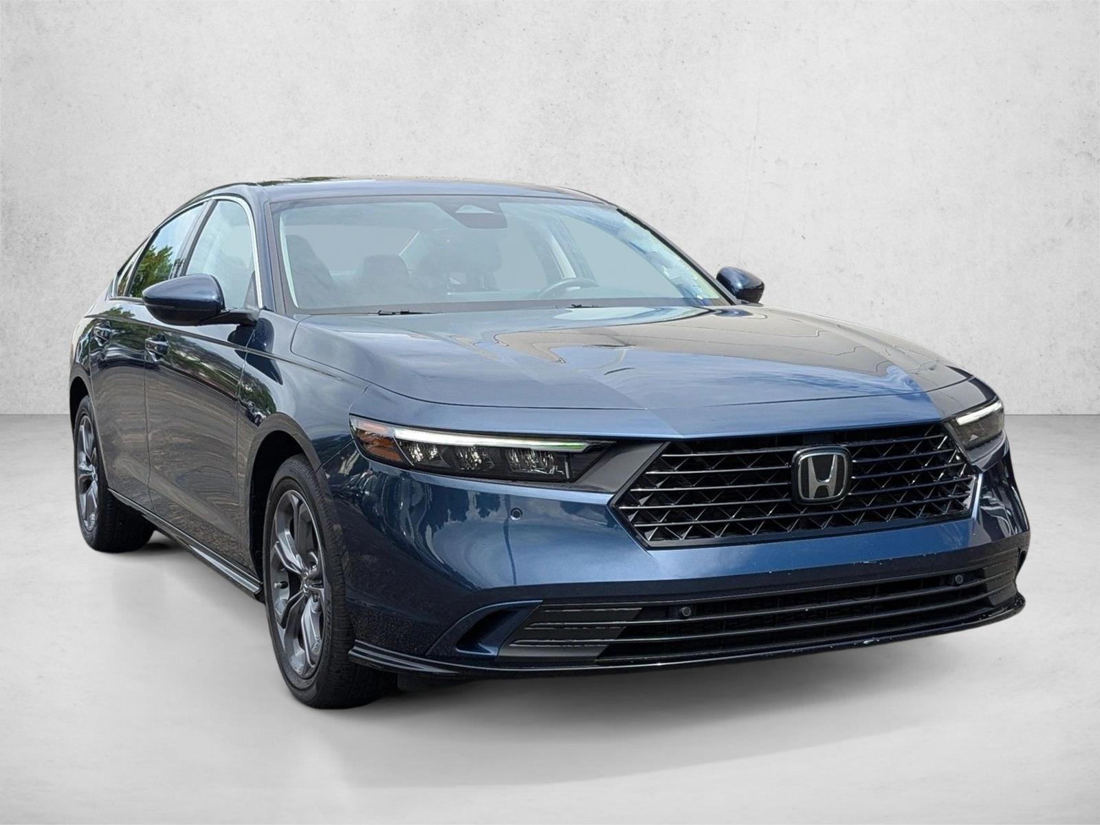 2024 Honda Accord Hybrid EX-L photo 2