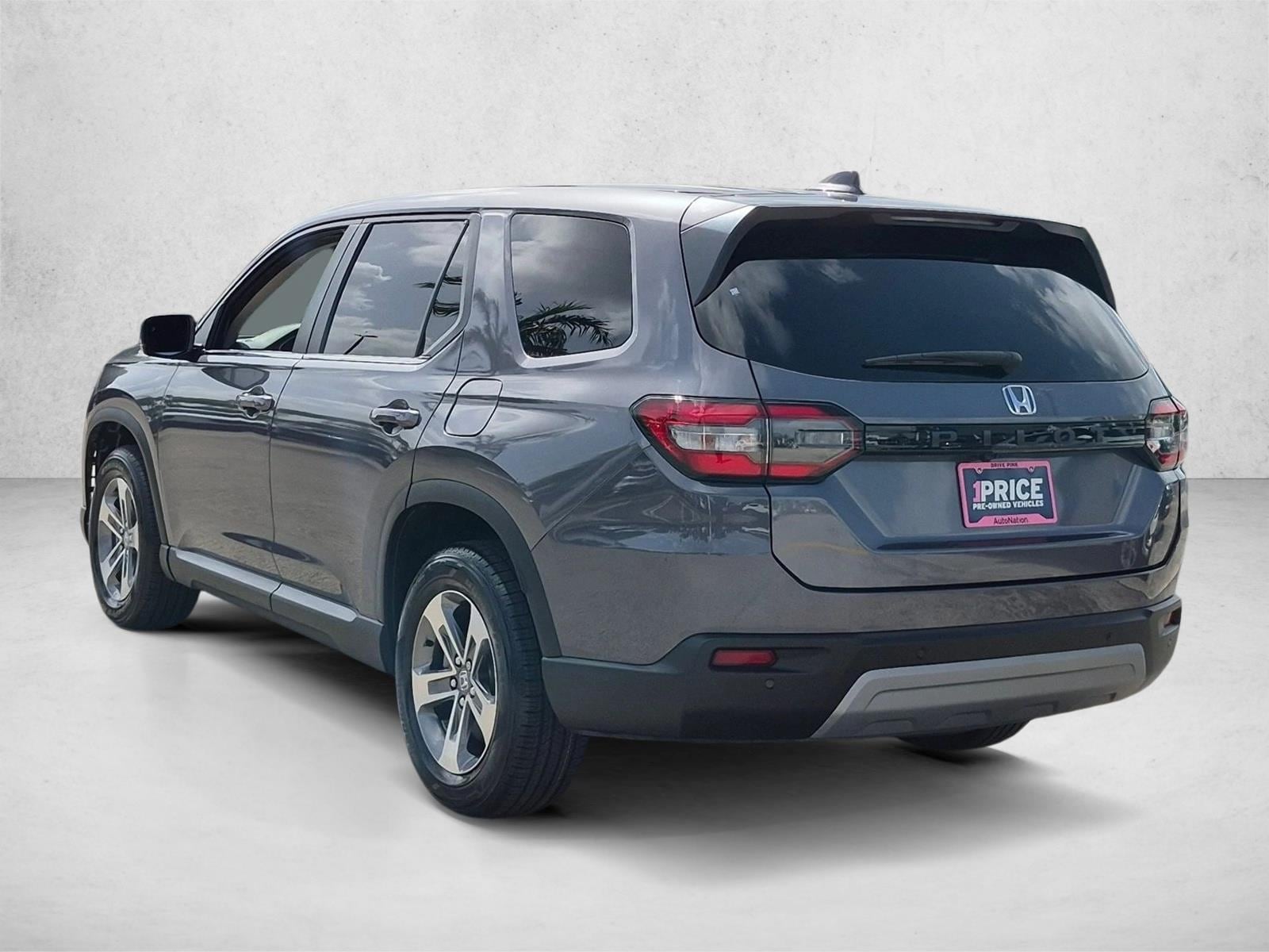 2023 Honda Pilot EX-L - Photo 7