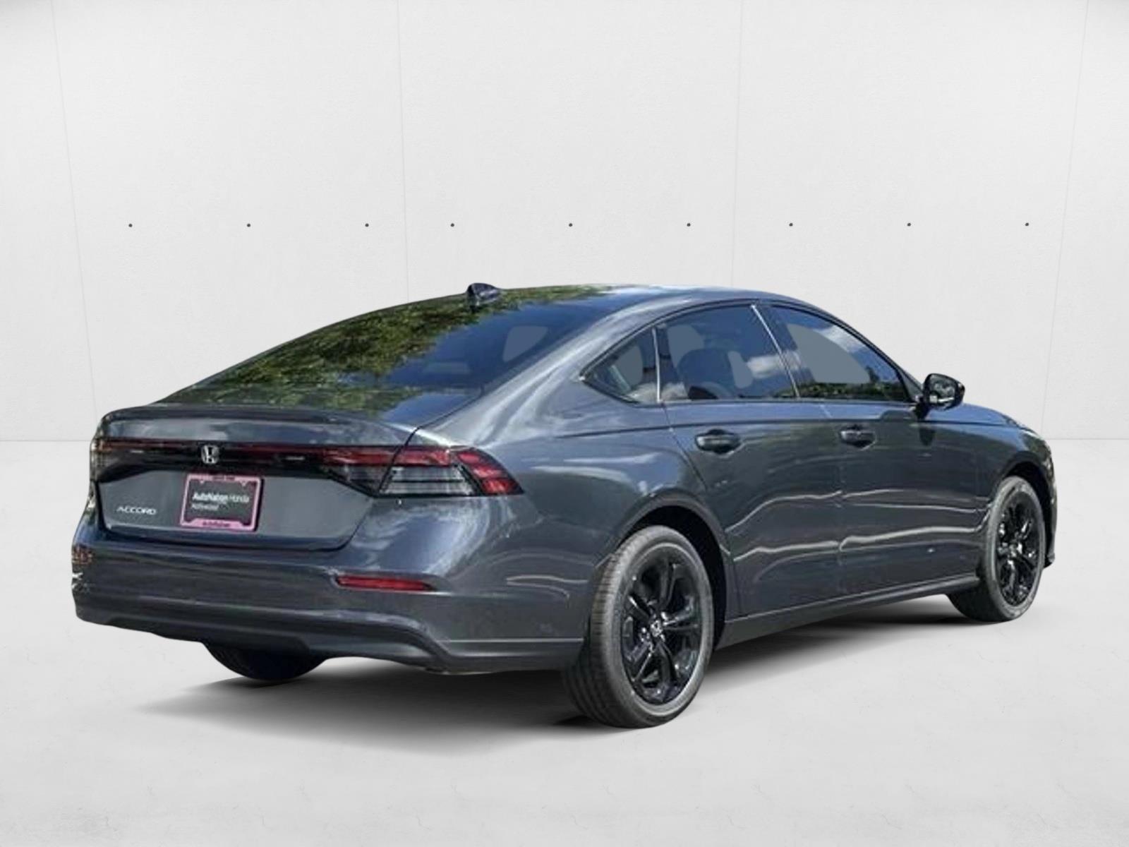 2025 Honda Accord SE photo 2