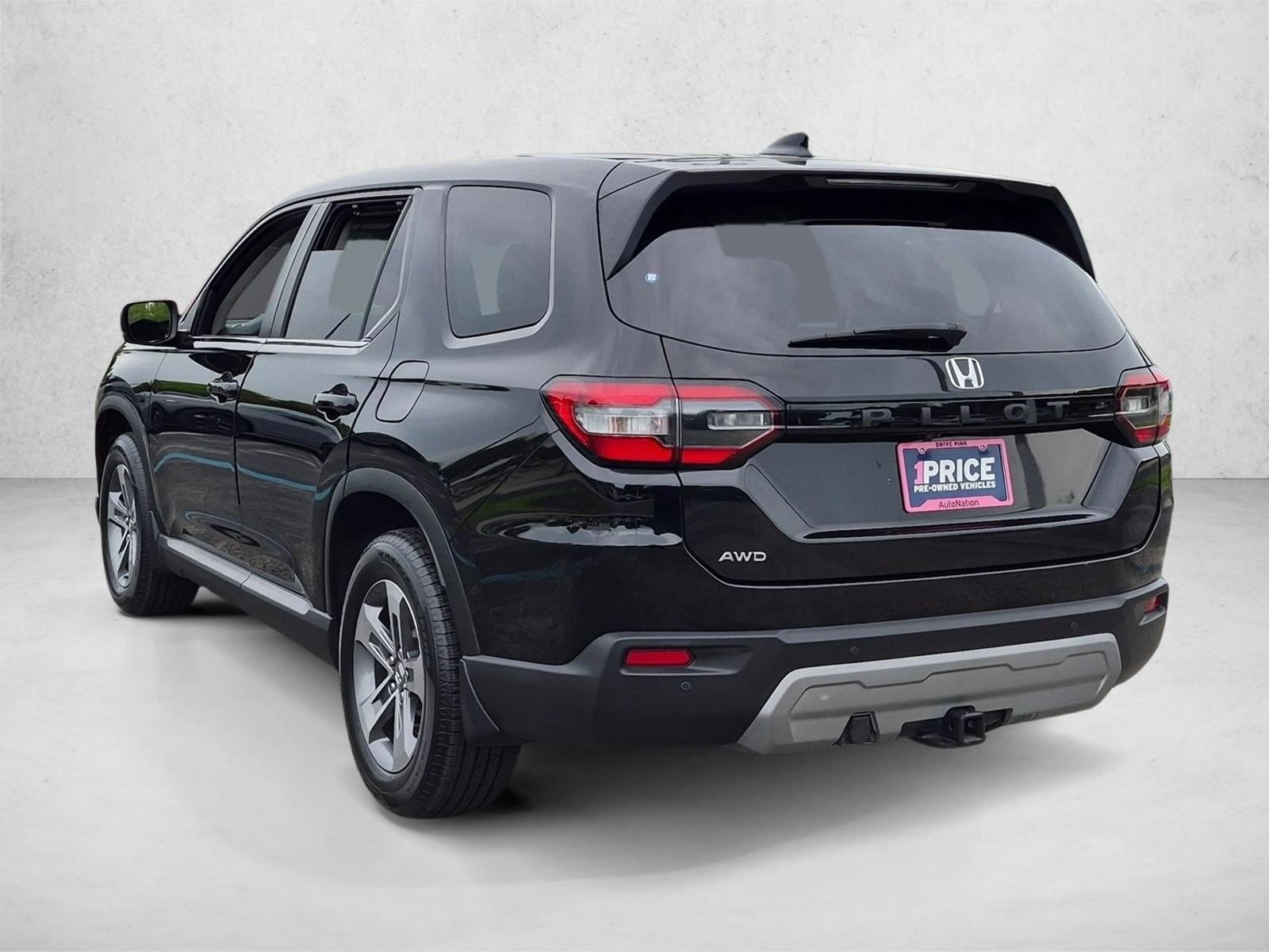 2023 Honda Pilot EX-L - Photo 7