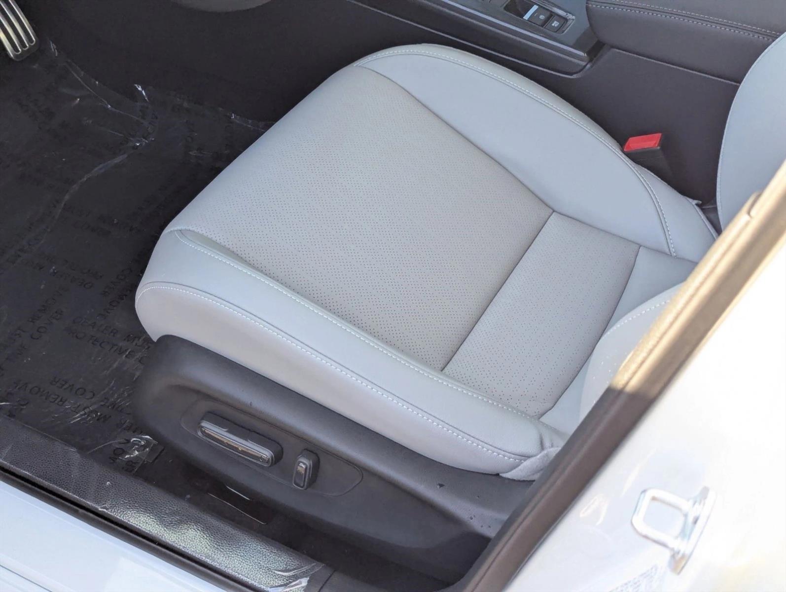 2026 Honda Civic Hybrid Sport Touring photo 4