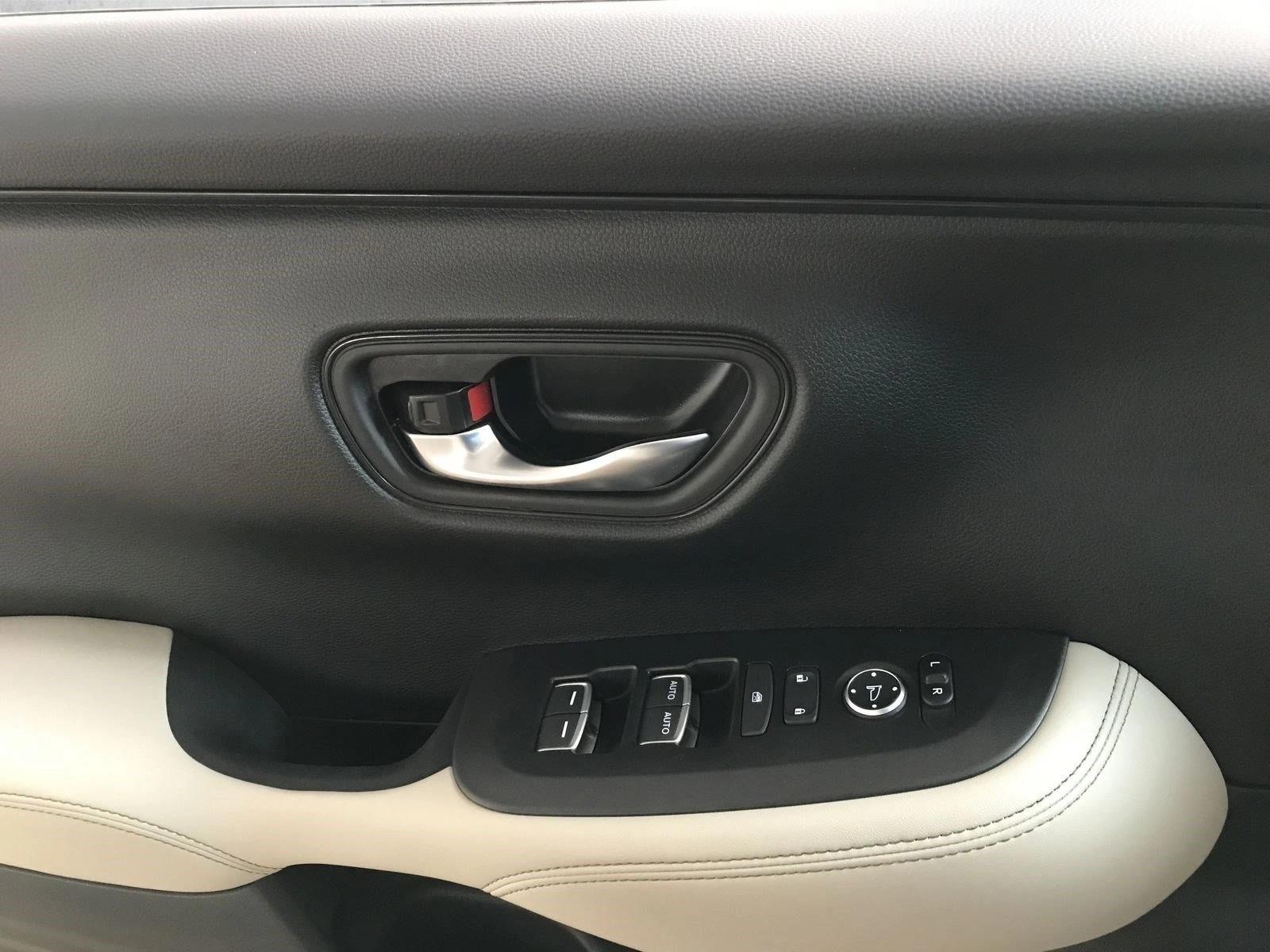 2024 Honda HR-V EX-L - Photo 12