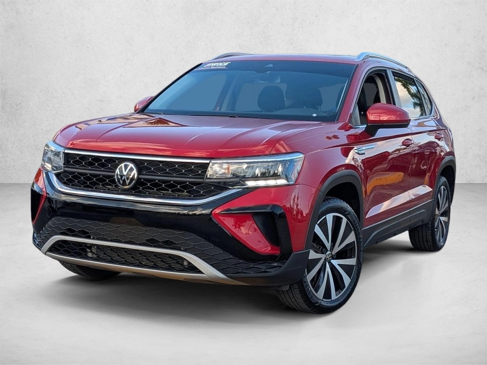 2023 Volkswagen Taos SE's photo