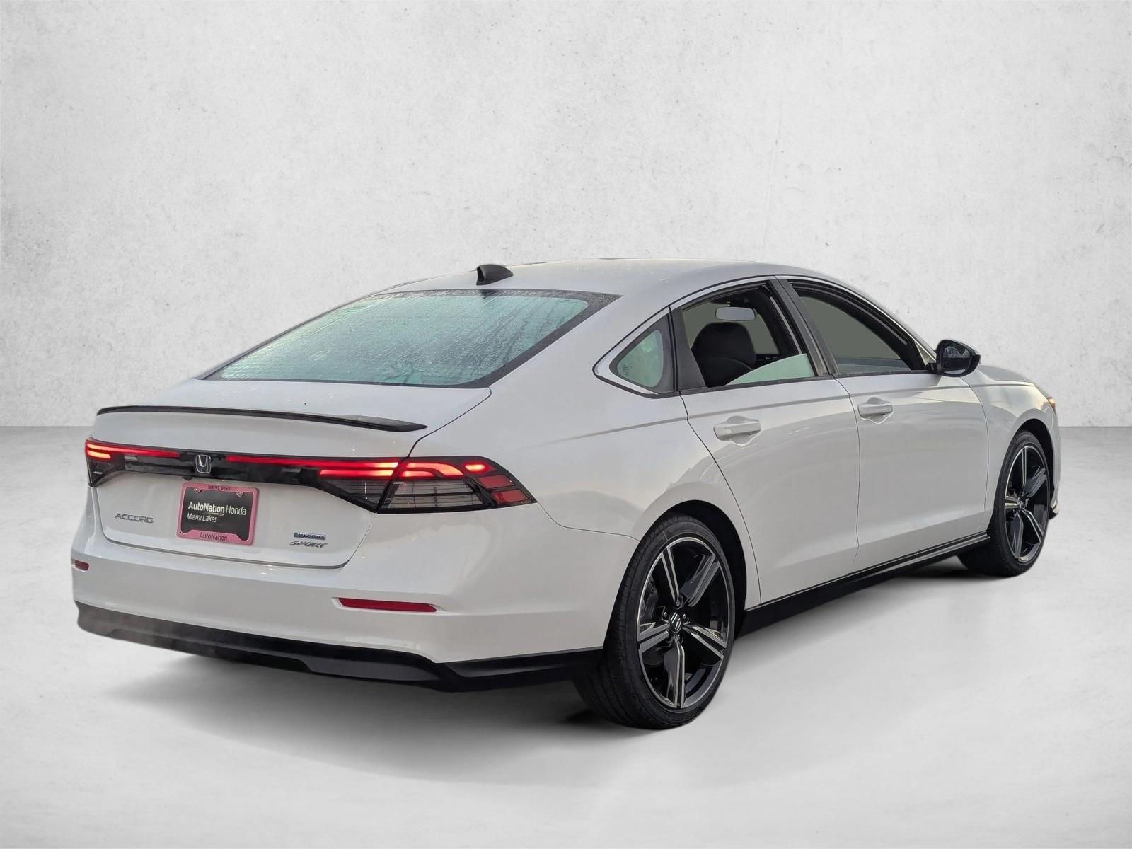 2025 Honda Accord Hybrid Sport photo 2