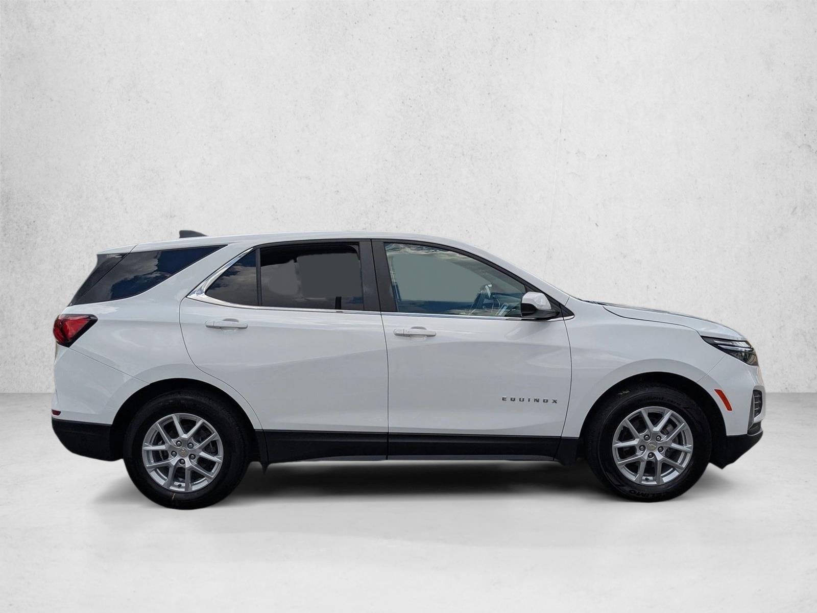2024 Chevrolet Equinox photo 4