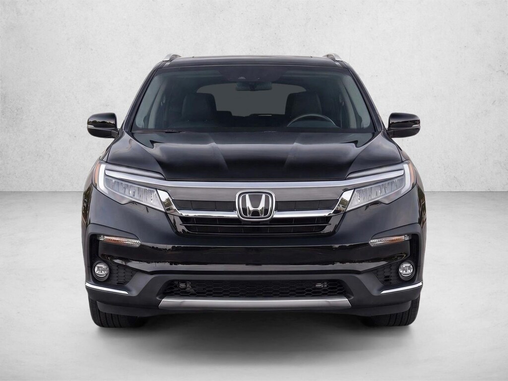 Used 2019 Honda Pilot Touring 8-Passenger FWD SUV