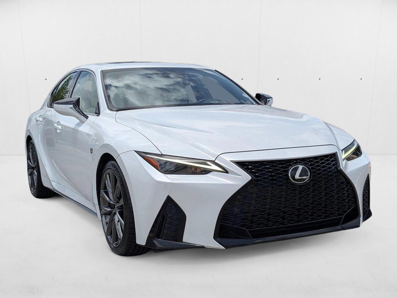 2022 Lexus IS 350 F SPORT photo 3