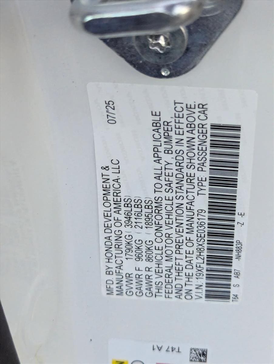 2025 Honda Civic Hatchback Sport - Photo 16