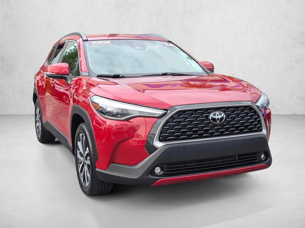 Used 2024 Toyota Corolla Cross XLE SUV