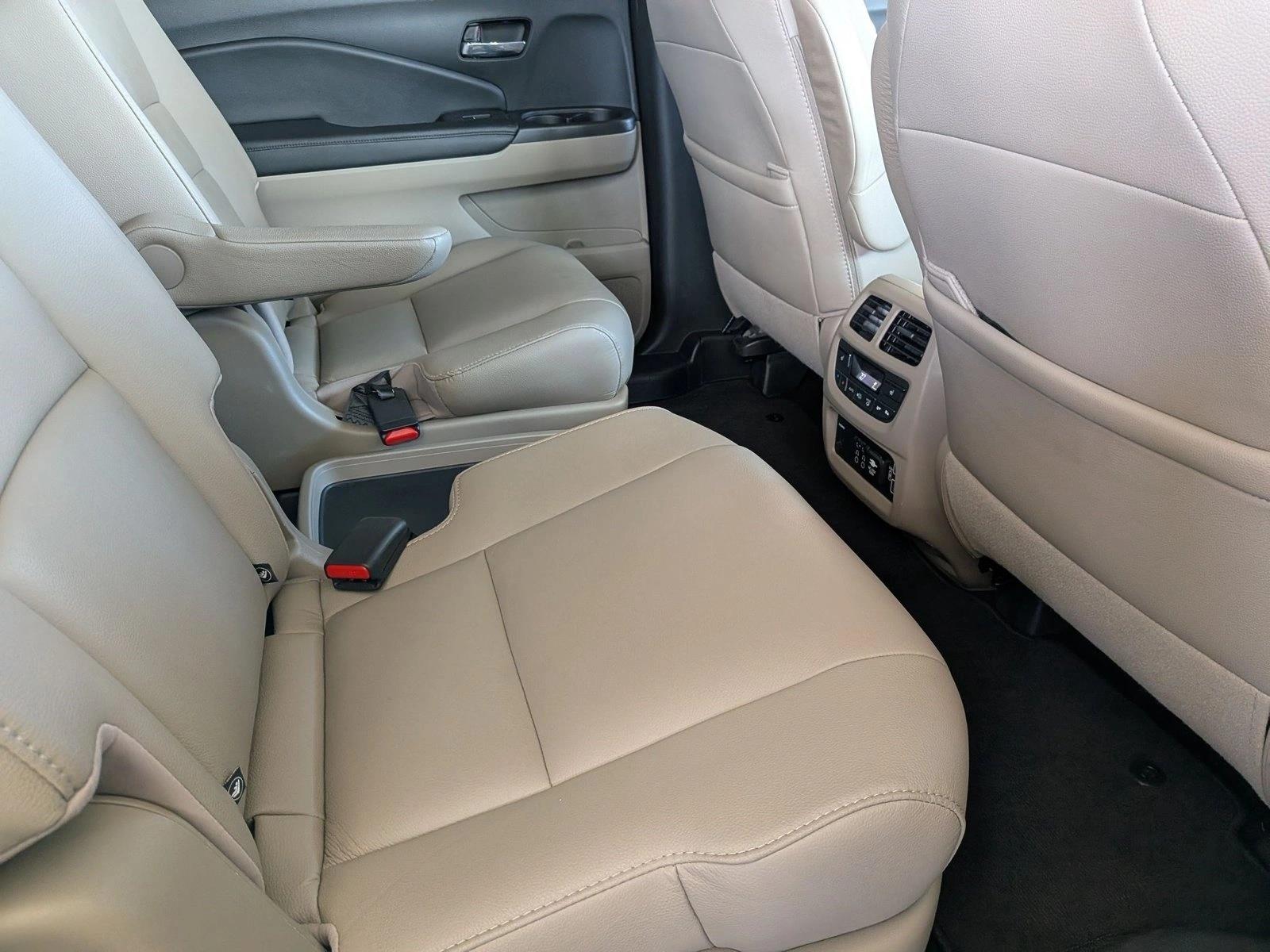 2022 Honda Pilot Touring - Photo 22