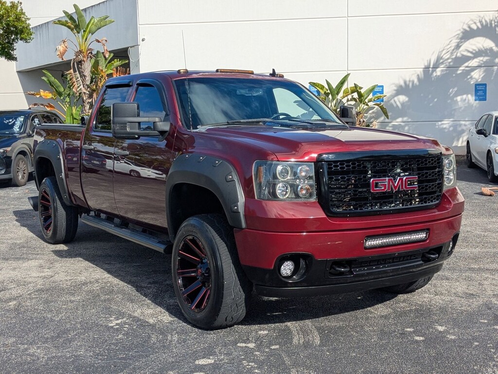 Used 2013 GMC Sierra 2500HD Denali 4WD Truck Crew Cab