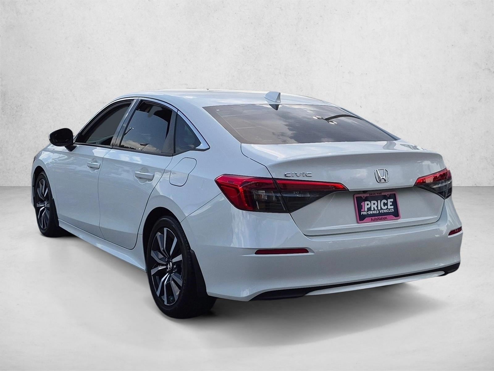 2024 Honda Civic EX - Photo 7