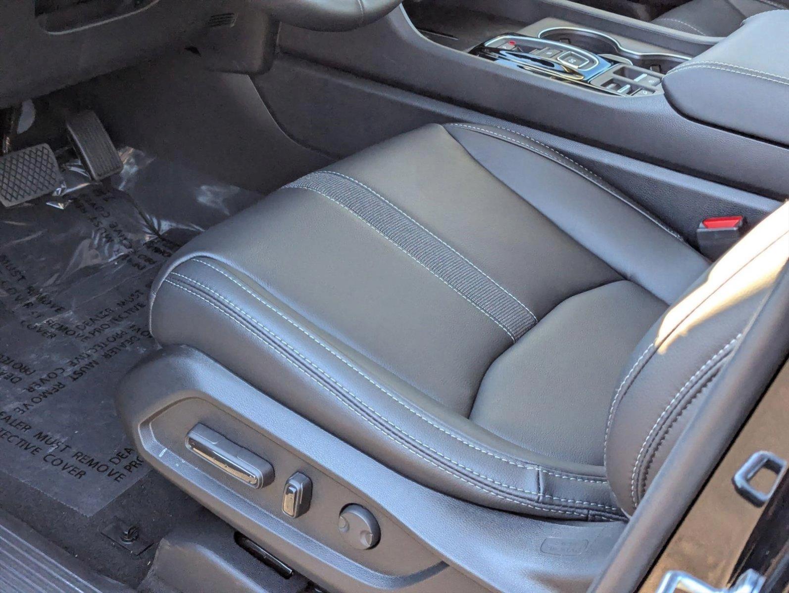 2025 Honda Pilot EX-L photo 4