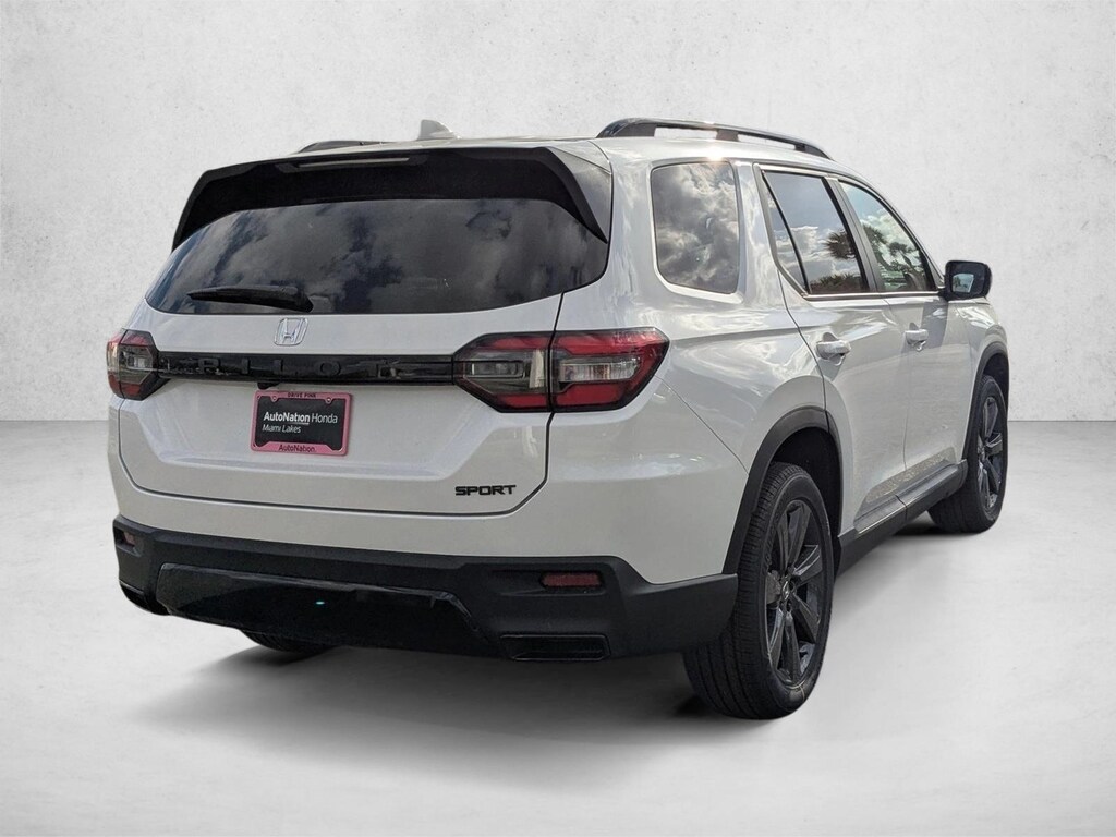 New 2026 Honda Pilot Sport SUV