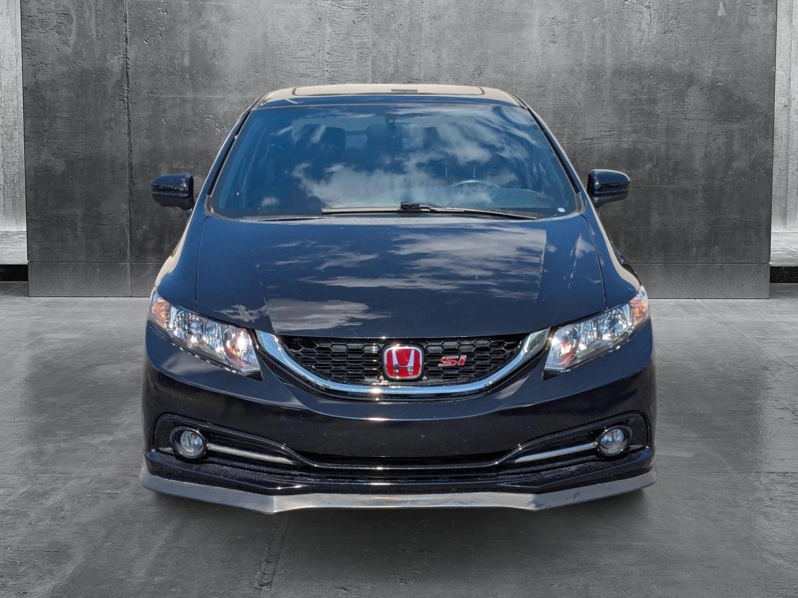 Used 2015 Honda Civic Si with VIN 2HGFB6E50FH704085 for sale in Miami Gardens, FL