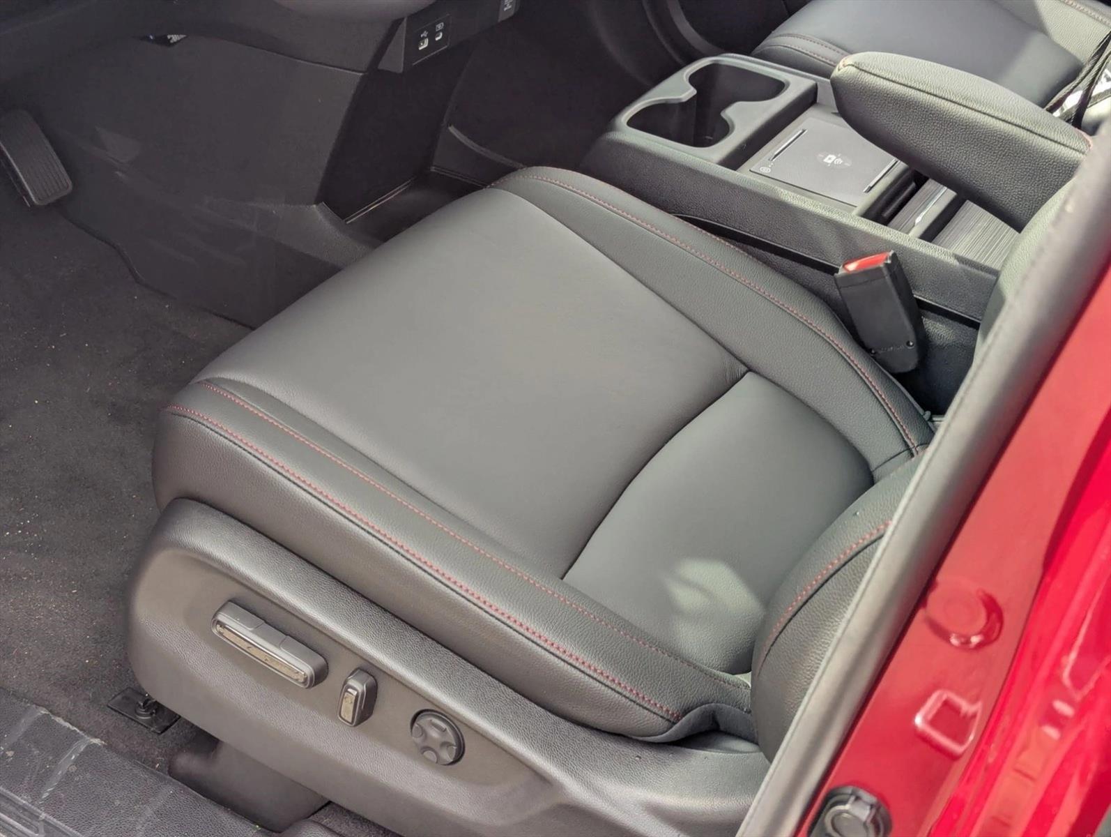 2026 Honda Odyssey photo 4