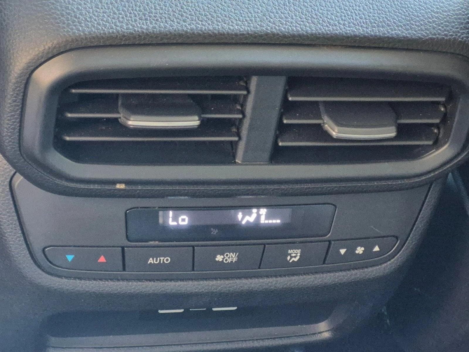 2023 Honda Pilot EX-L - Photo 15