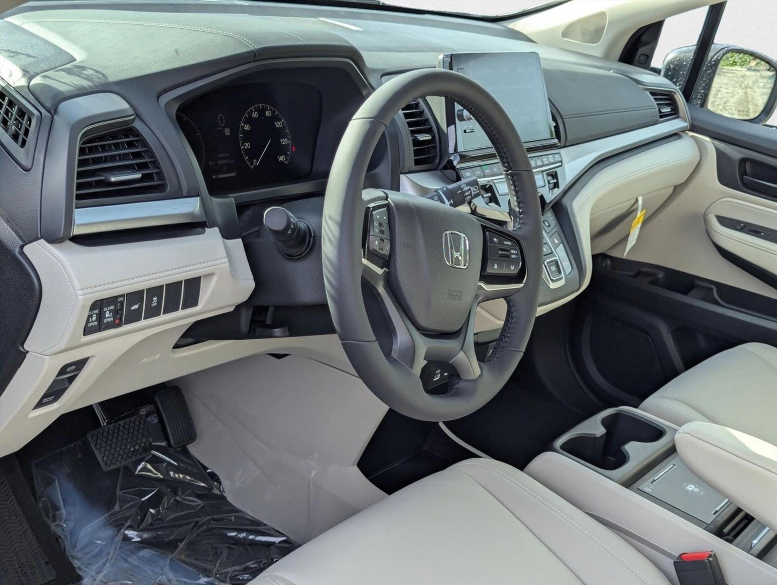 2026 Honda Odyssey EX-L photo 3