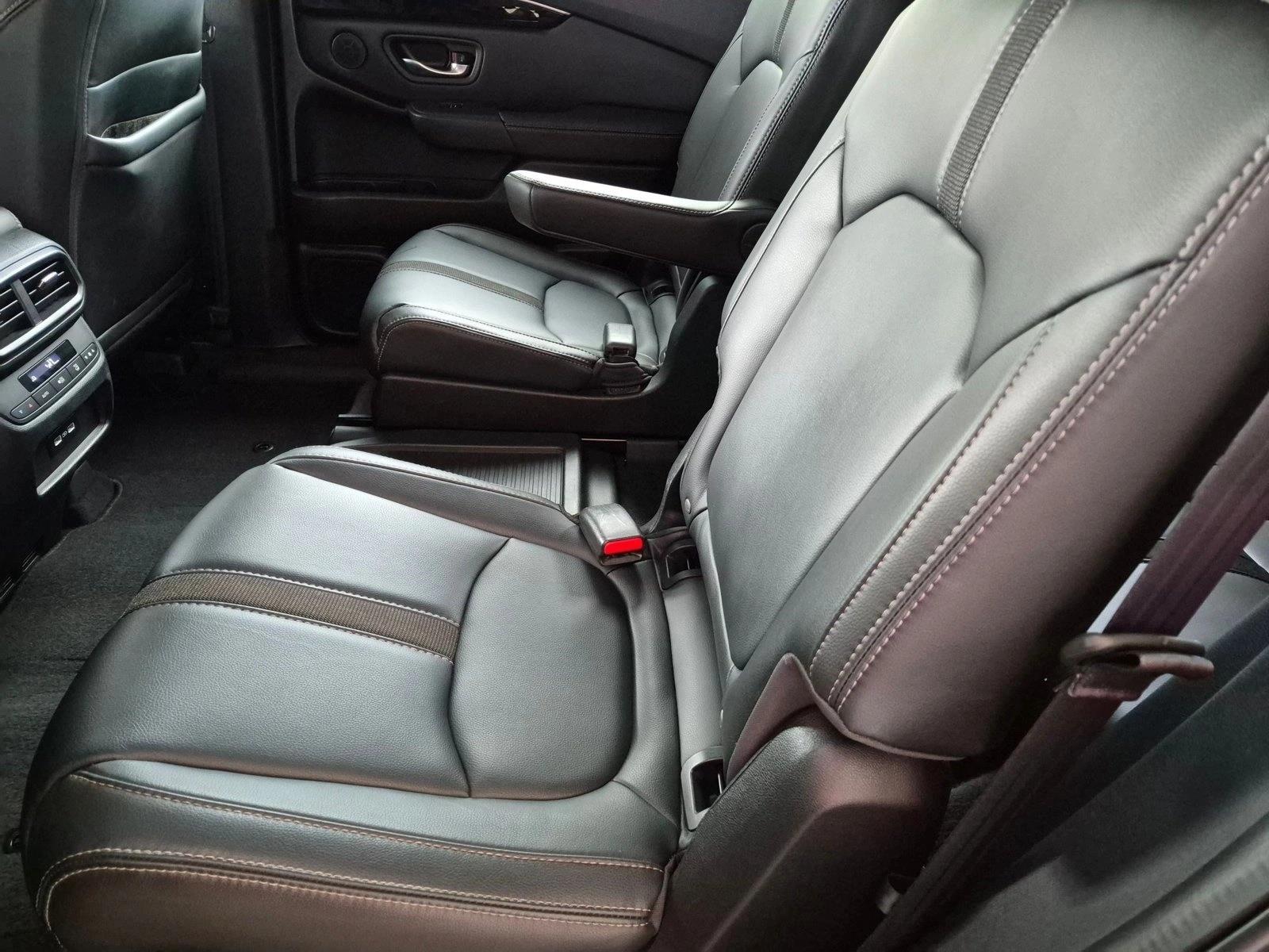 2023 Honda Pilot EX-L - Photo 17
