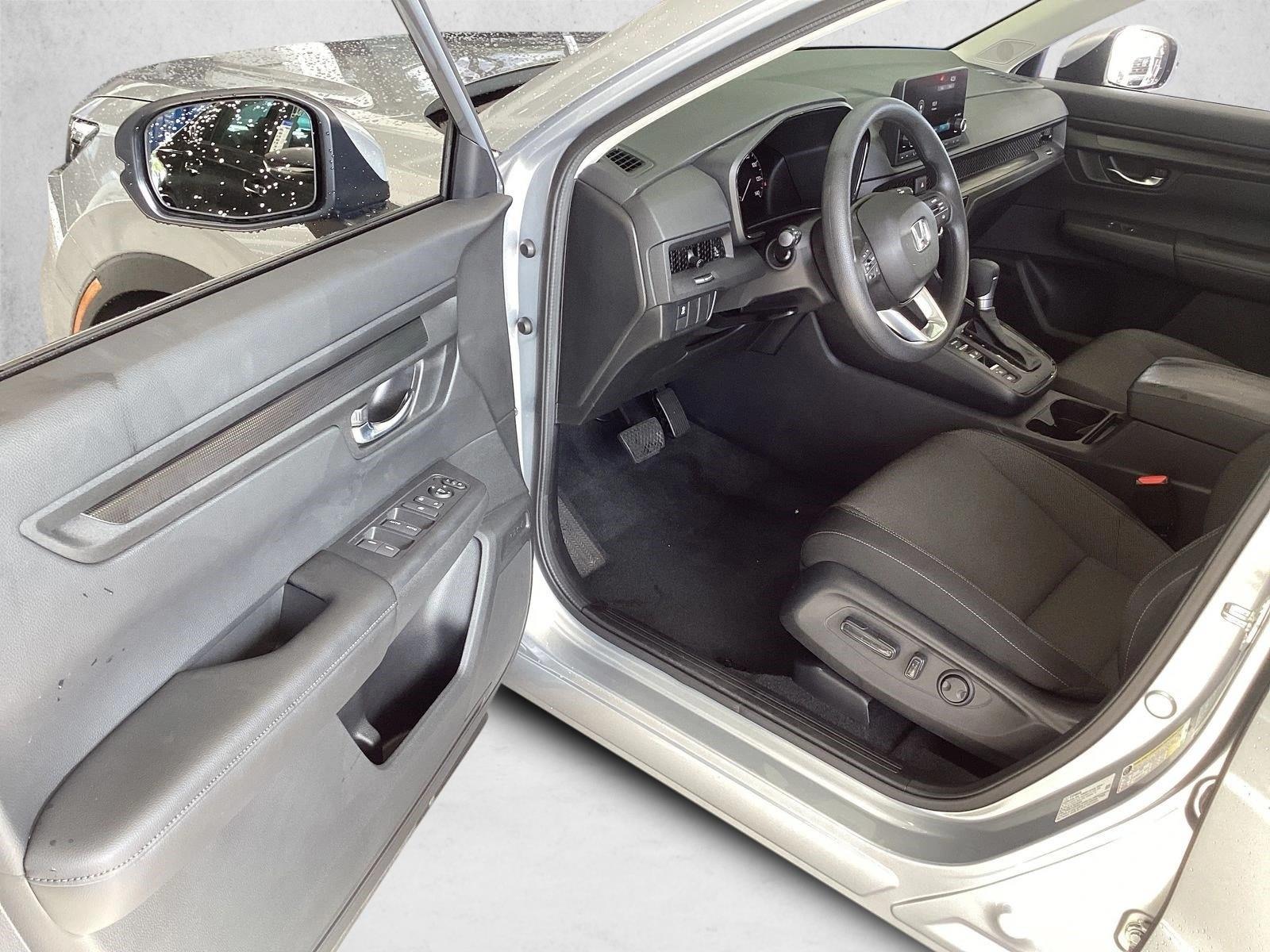 2025 Honda CR-V EX - Photo 12