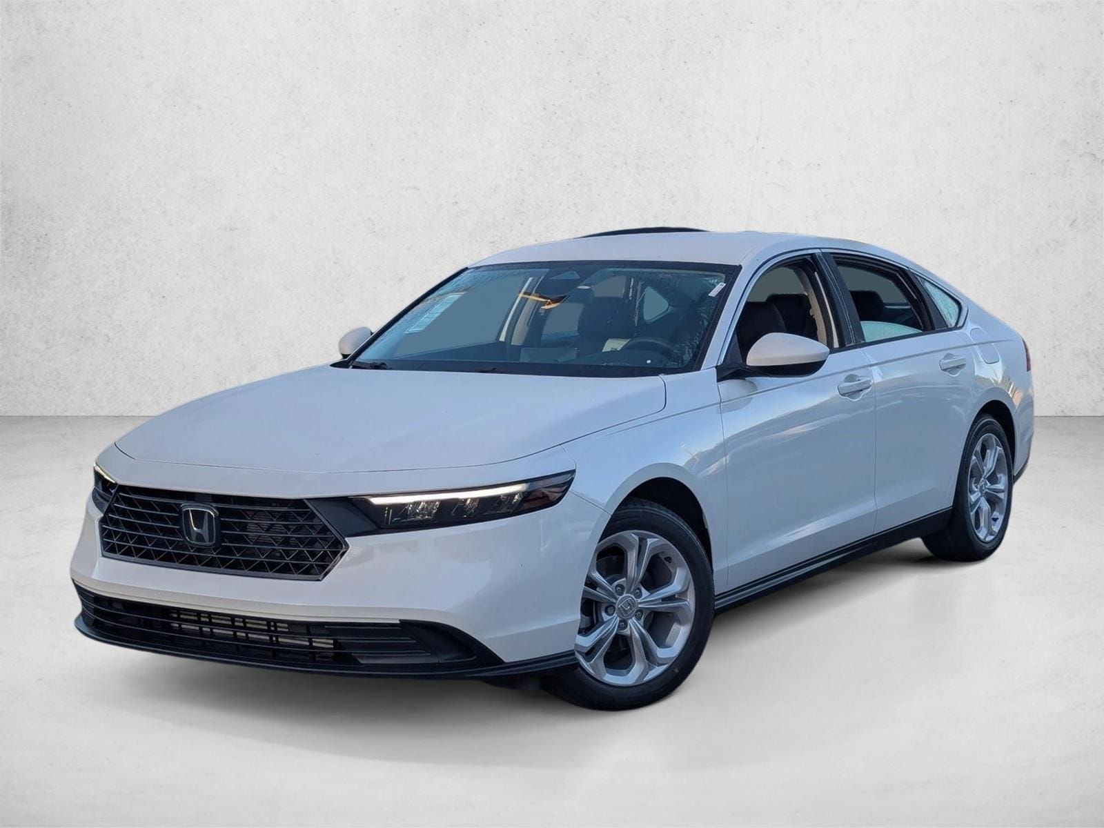 2025 Honda Accord LX's photo