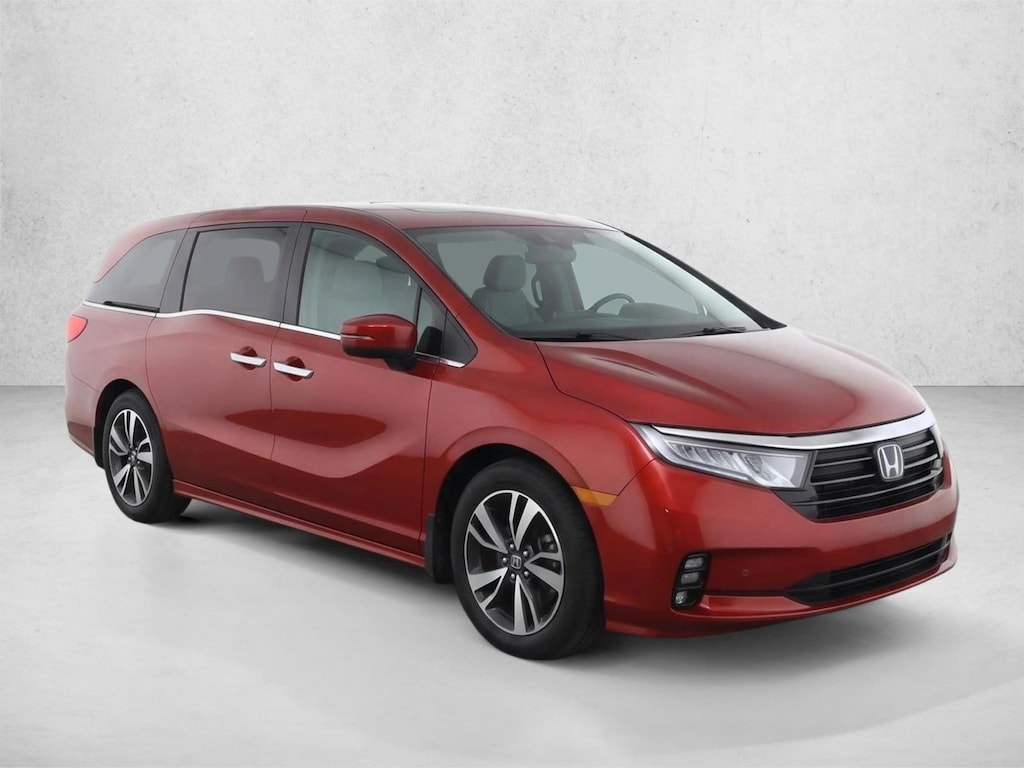 Certified 2022 Honda Odyssey Touring Van