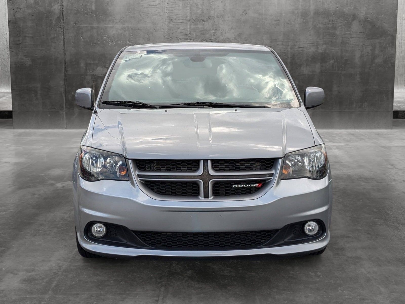 Used 2020 Dodge Grand Caravan GT with VIN 2C4RDGEG2LR188685 for sale in Miami Gardens, FL