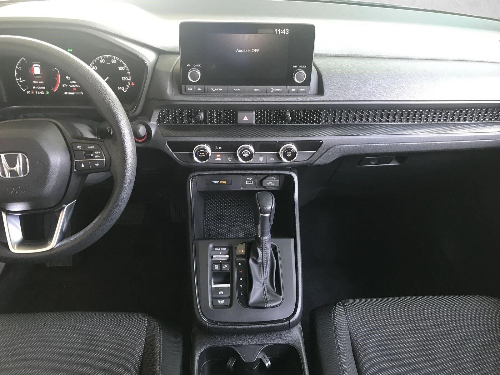 2024 Honda CR-V LX - Photo 16