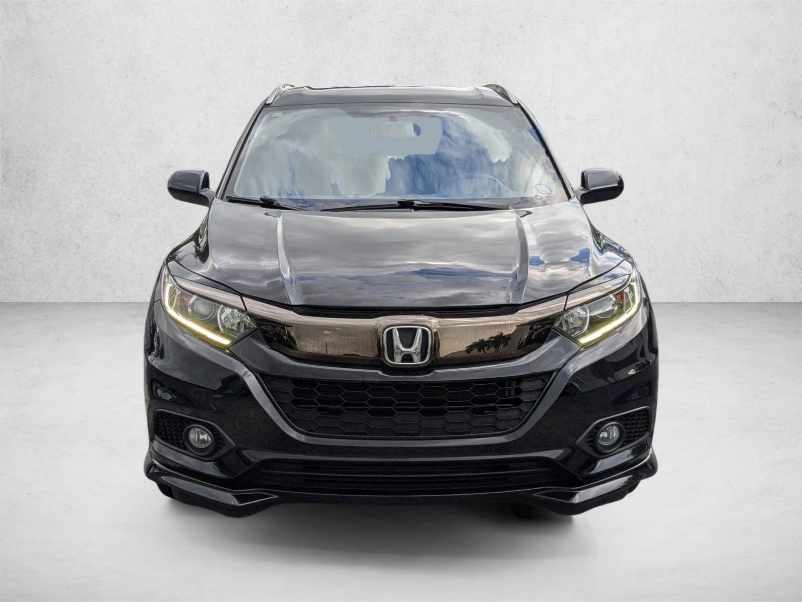 2022 Honda HR-V Sport 2WD photo 2