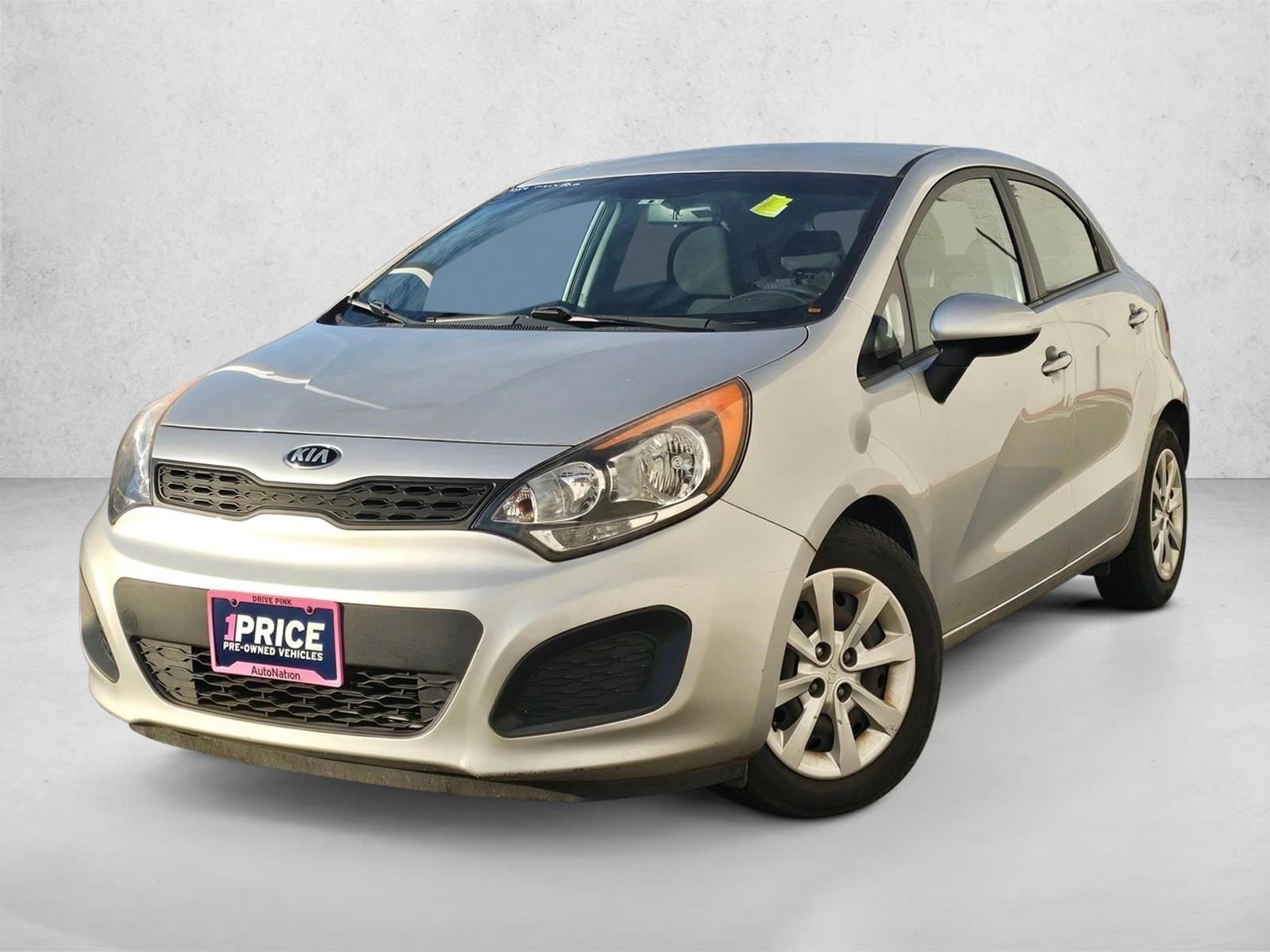 2015 Kia Rio 5-Door LX's photo