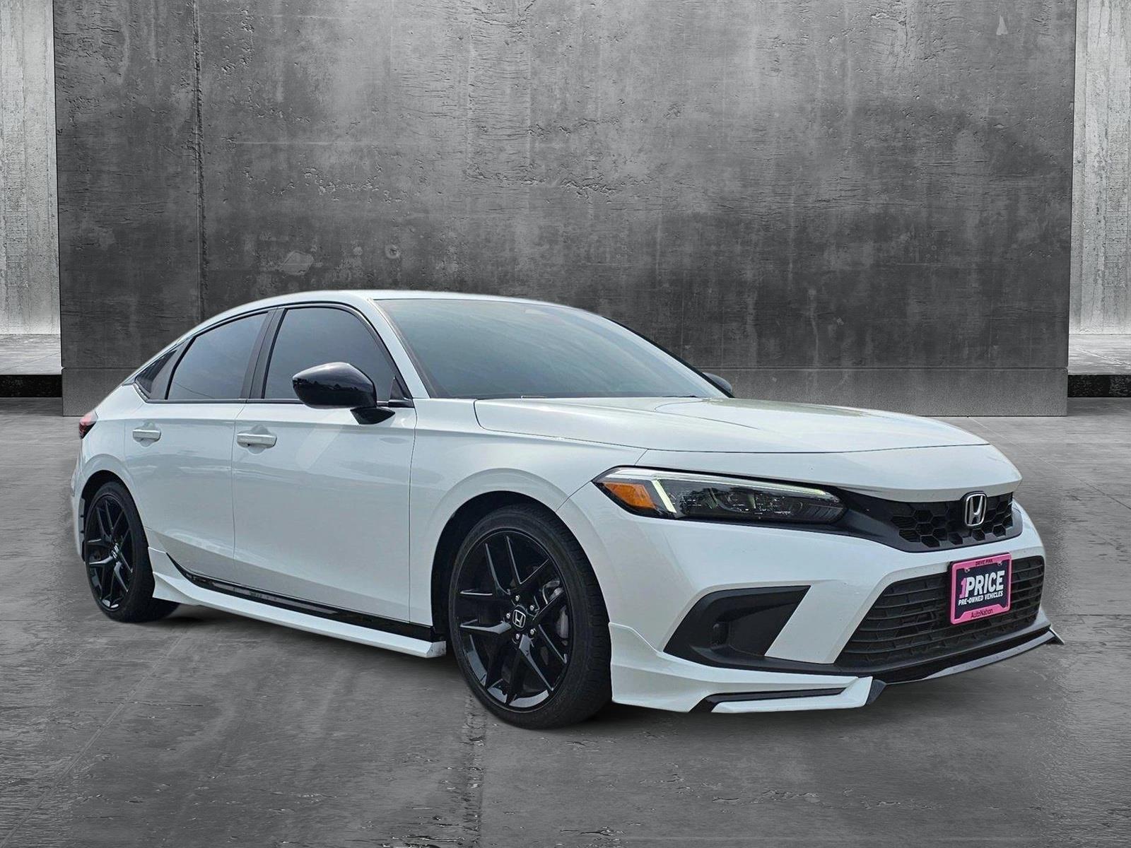 2023 Honda Civic Sport Hatchback photo 3