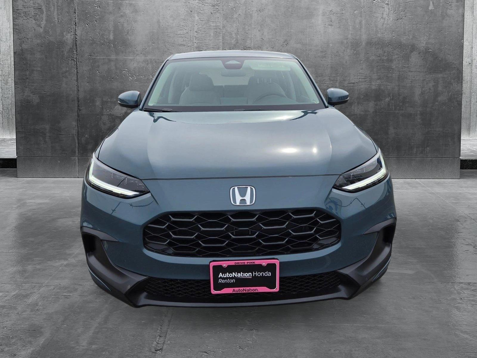 2025 Honda HR-V LX photo 2