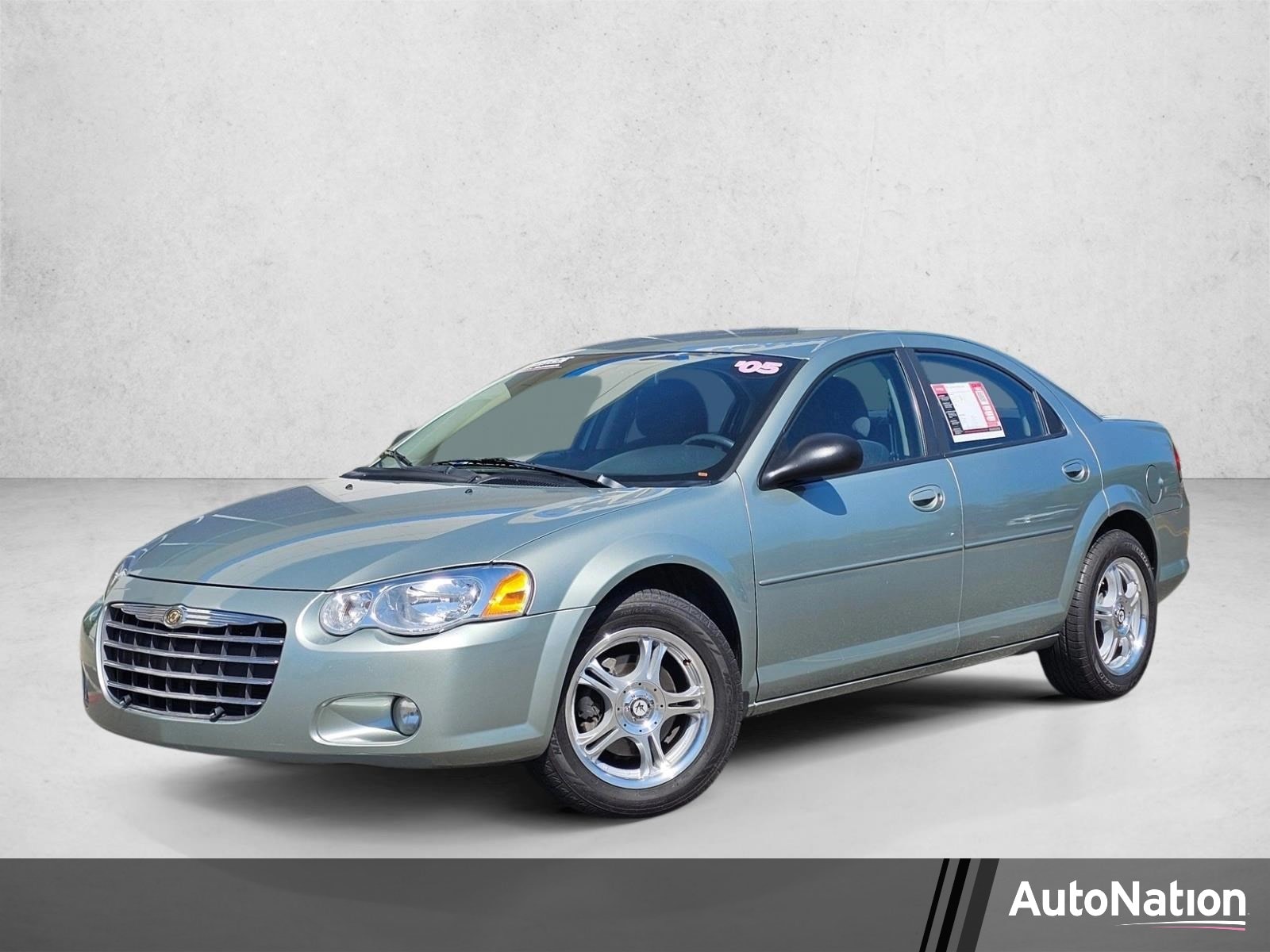2005 Chrysler Sebring Touring's photo