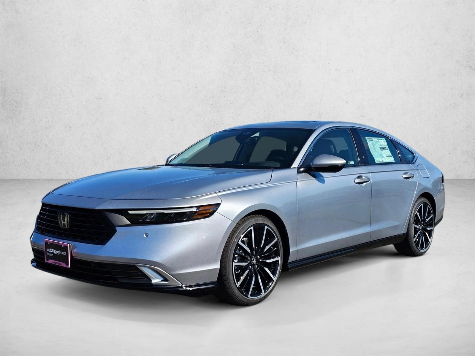 2025 Honda Accord Hybrid Touring's photo
